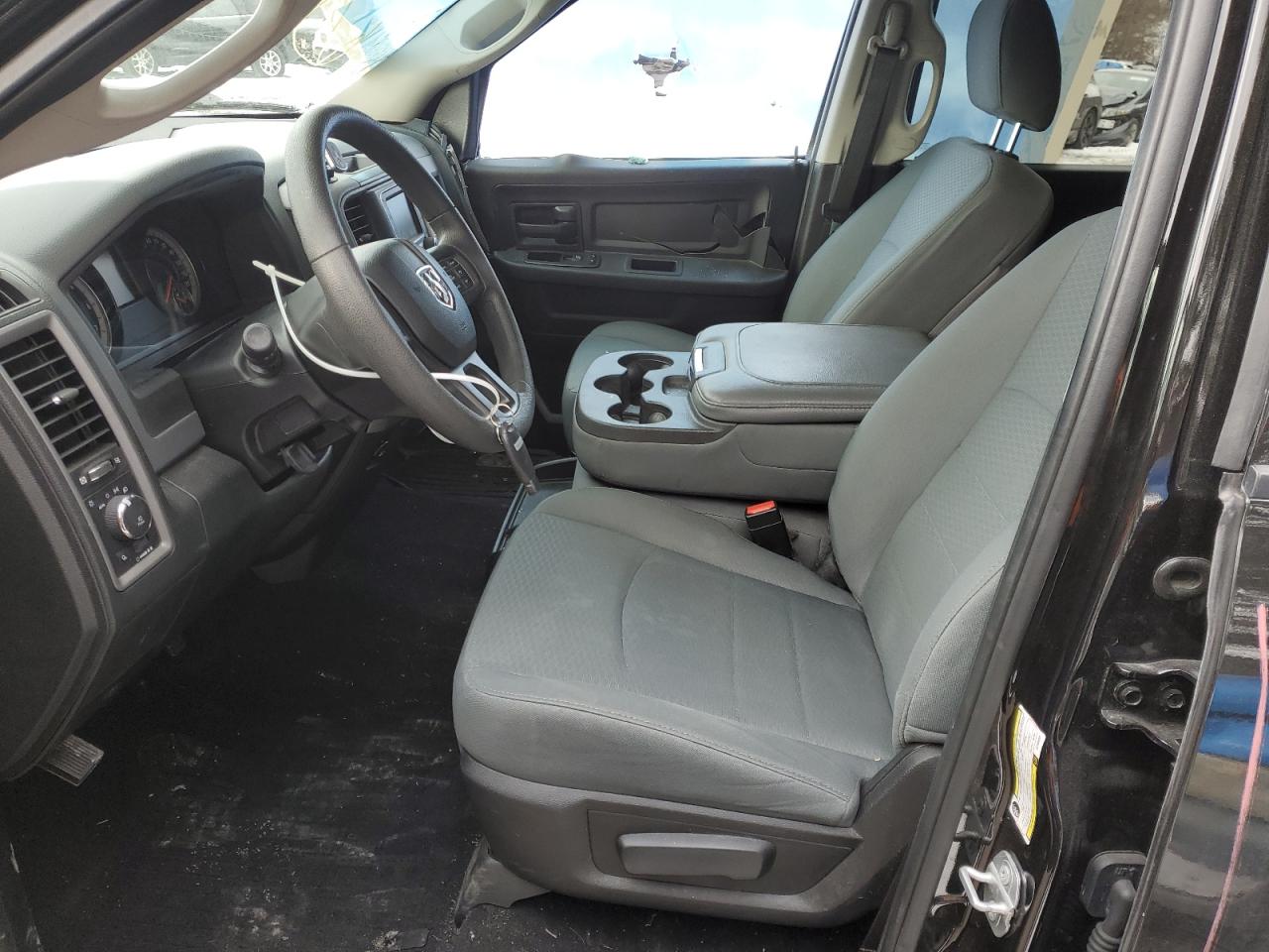 2018 RAM 1500 - Image 7