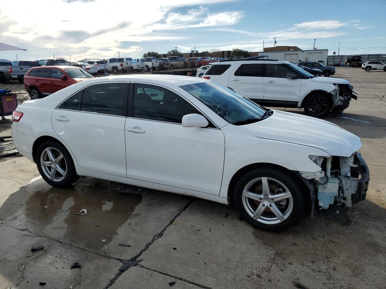 2010 Toyota Camry - Image 4
