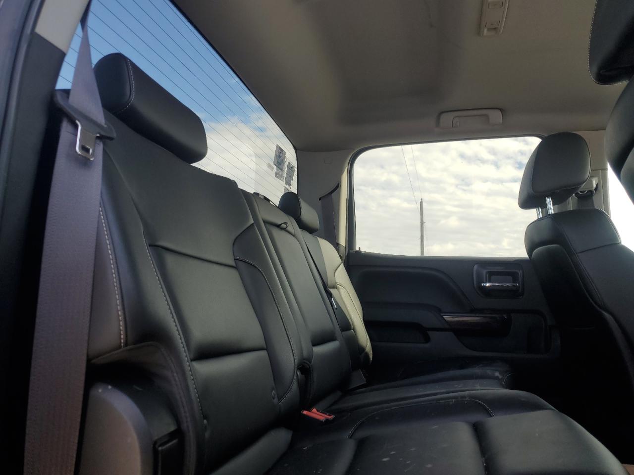 2015 GMC Sierra - Image 10
