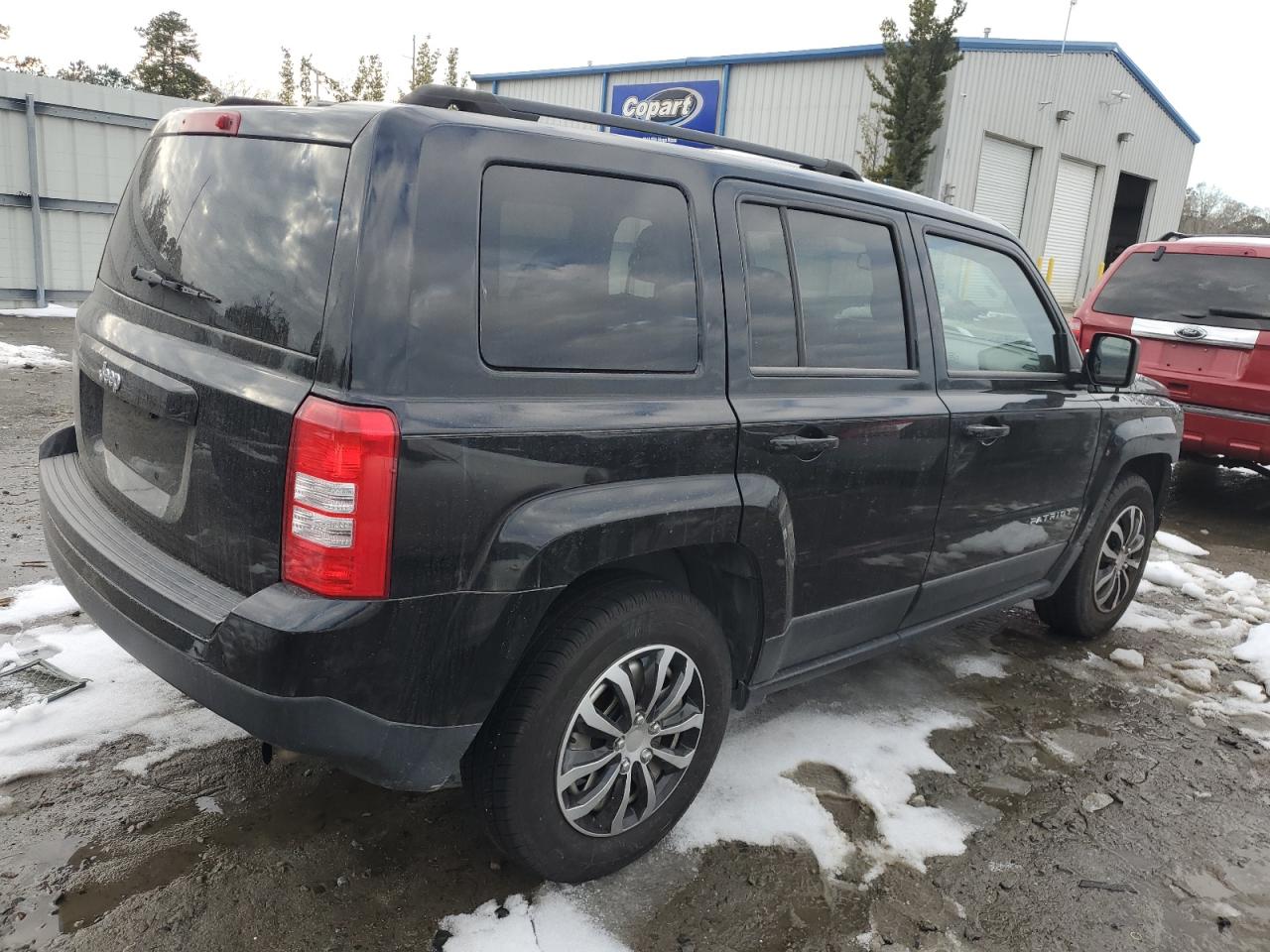 2015 Jeep Liberty (Patriot) - Image 3