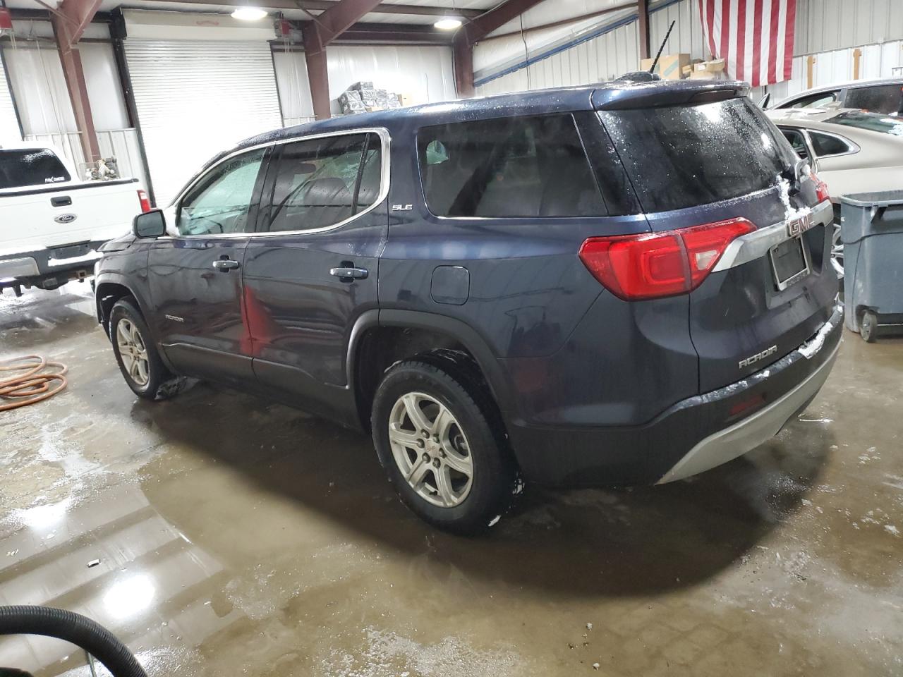 2019 GMC Acadia - Image 2