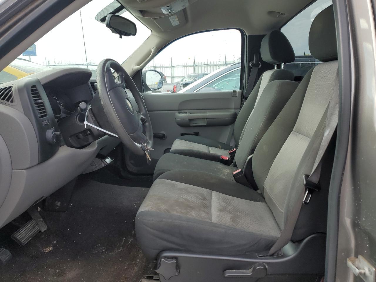 2009 Chevrolet Silverado - Image 7