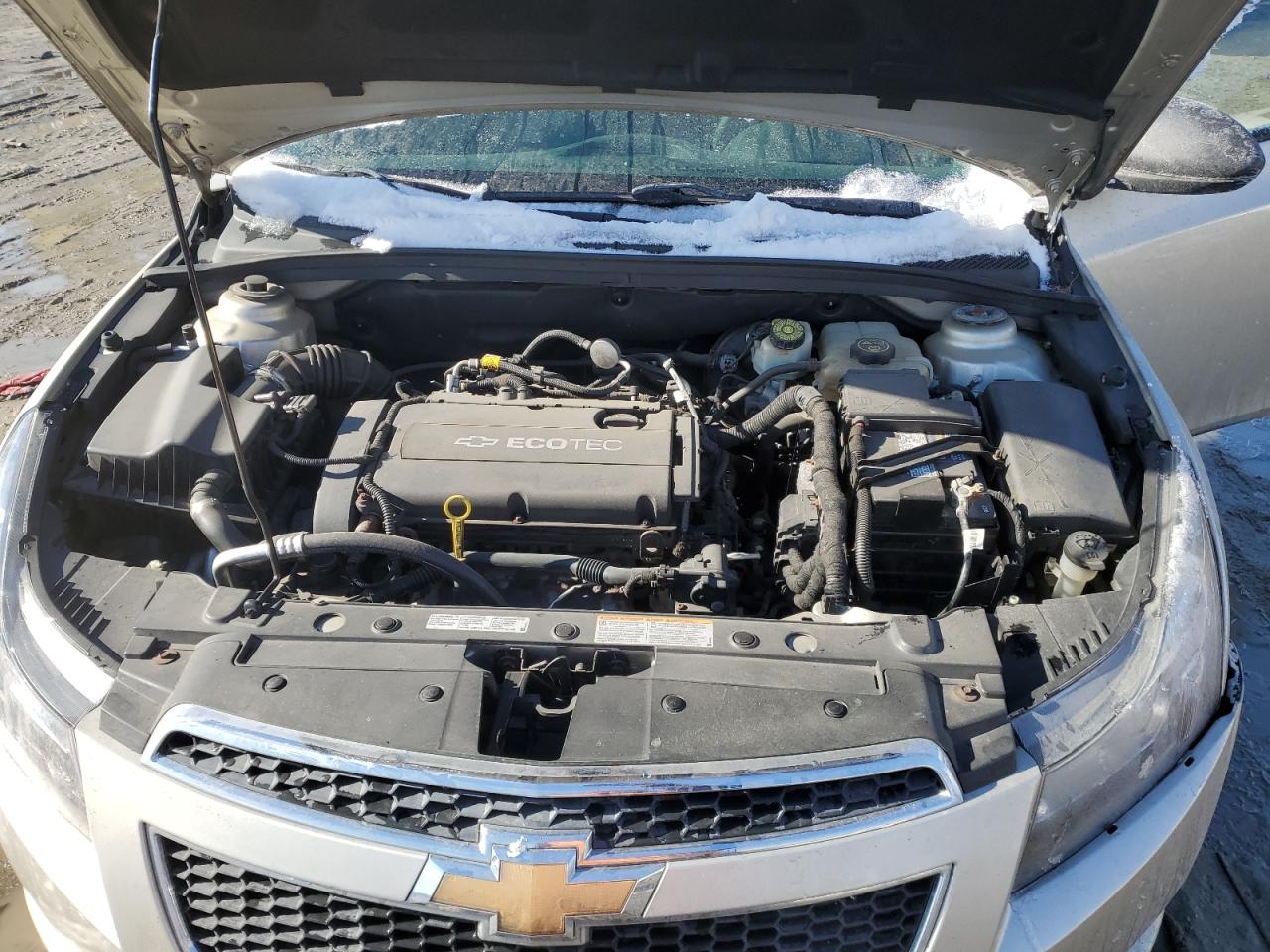 2014 Chevrolet Cruze - Image 13