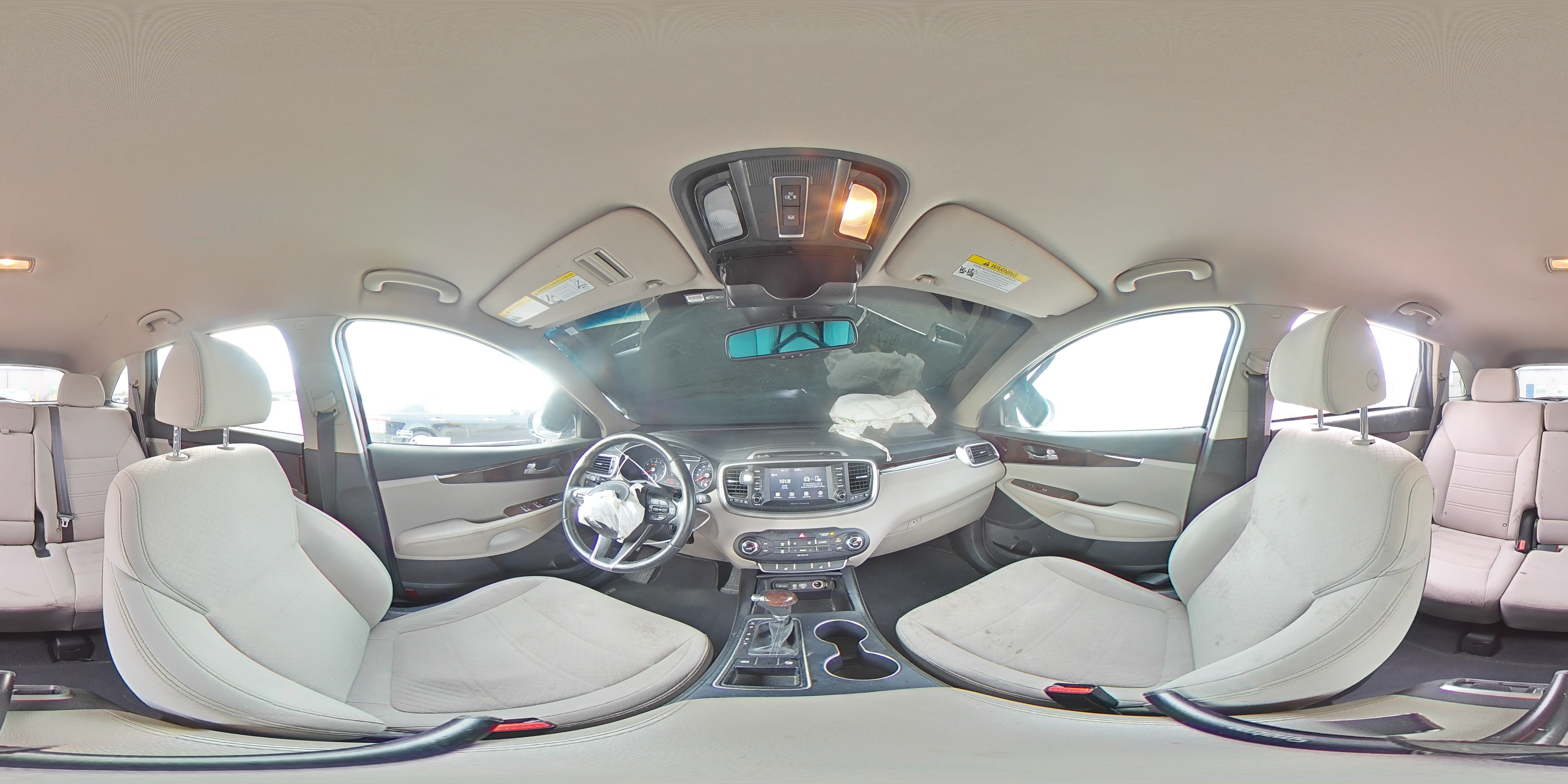 2018 Kia Sorento - Image 15