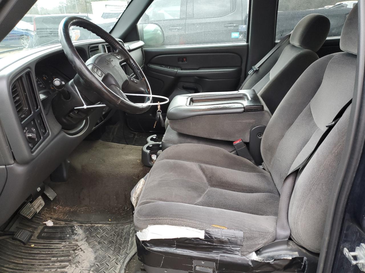 2007 GMC Sierra - Image 7