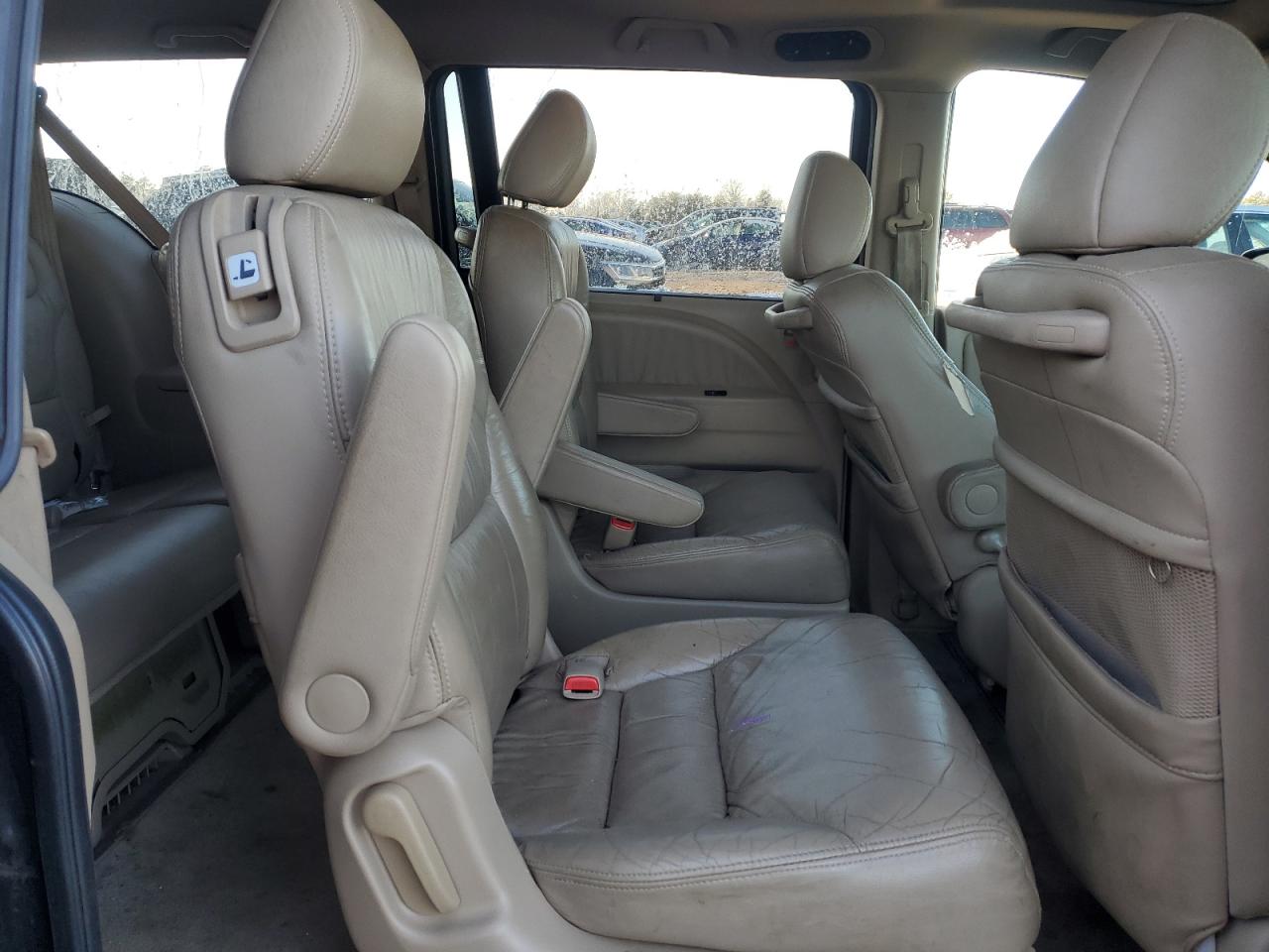 2007 Honda Odyssey - Image 11