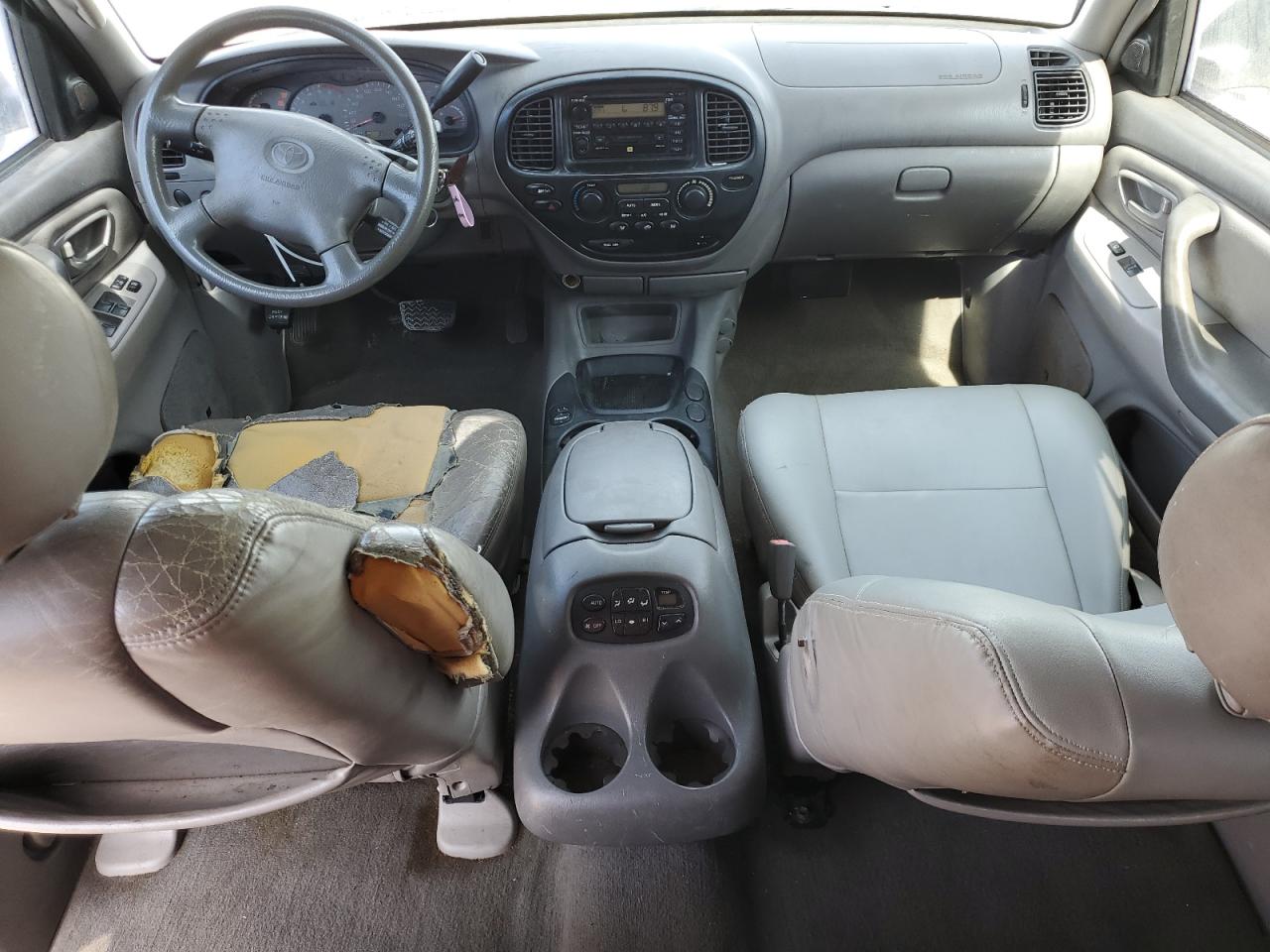 2001 Toyota Sequoia - Image 8