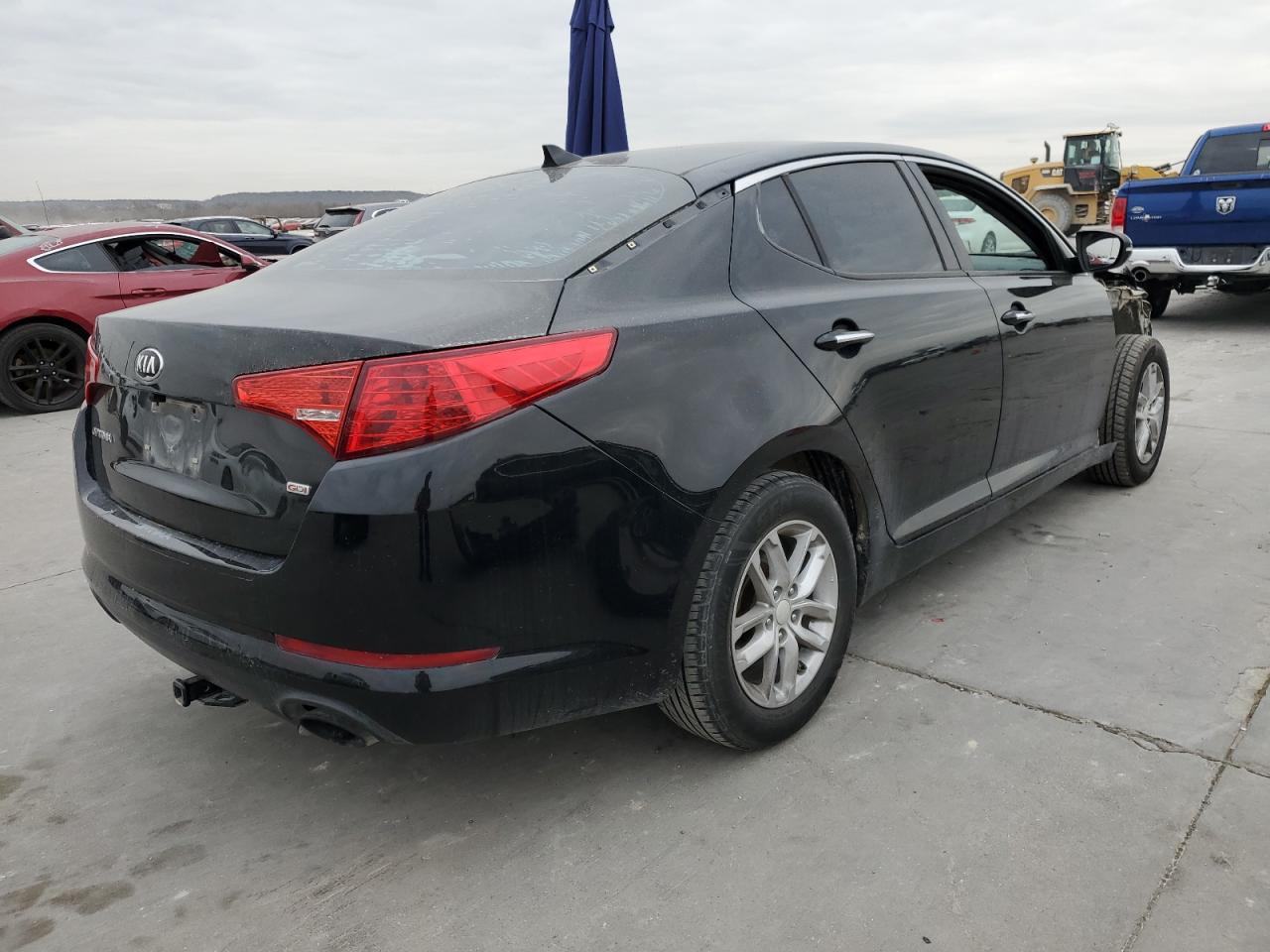 2013 Kia Optima - Image 3