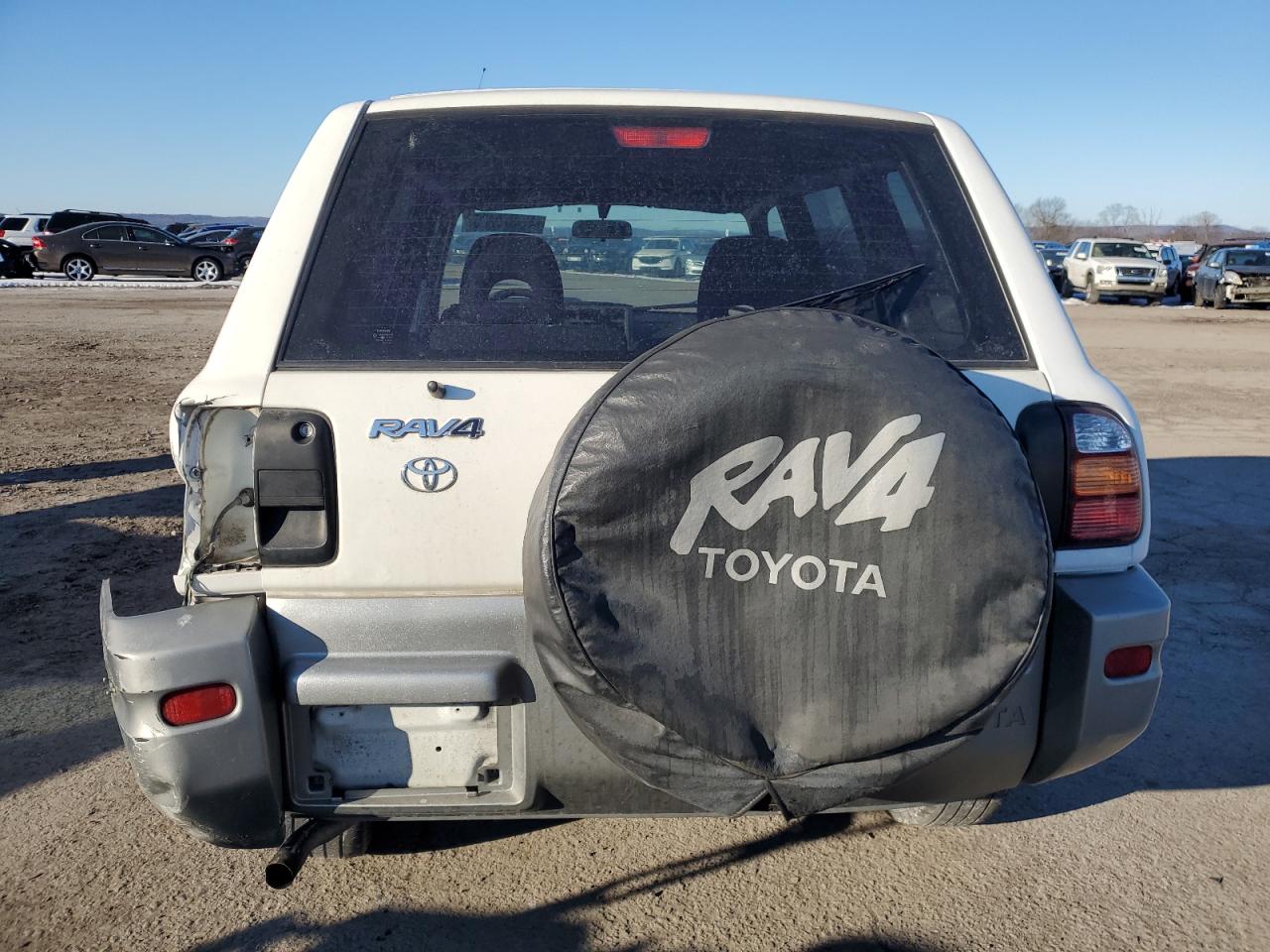 2000 Toyota RAV 4 - Image 6