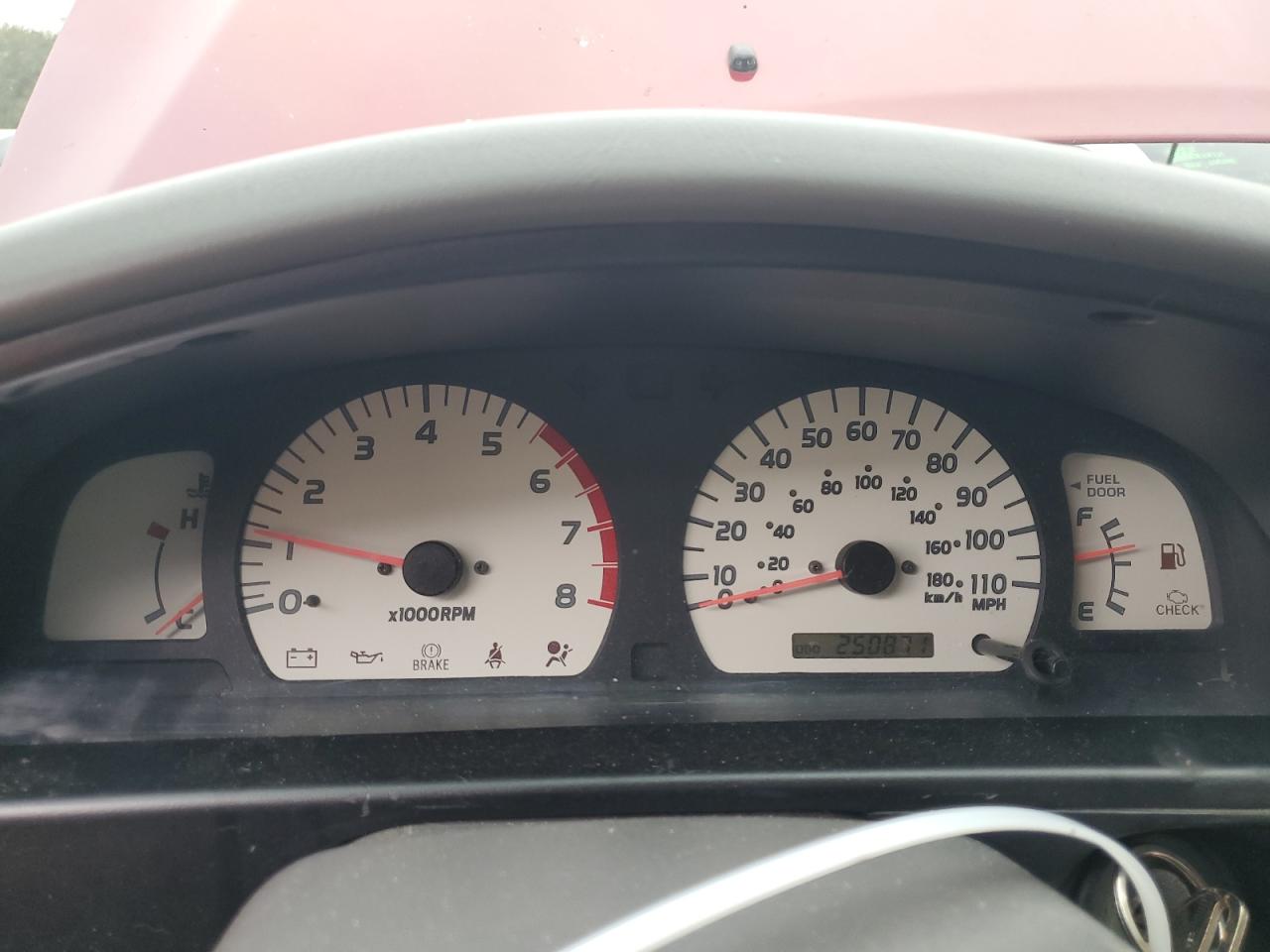 2003 Toyota Tacoma - Image 9