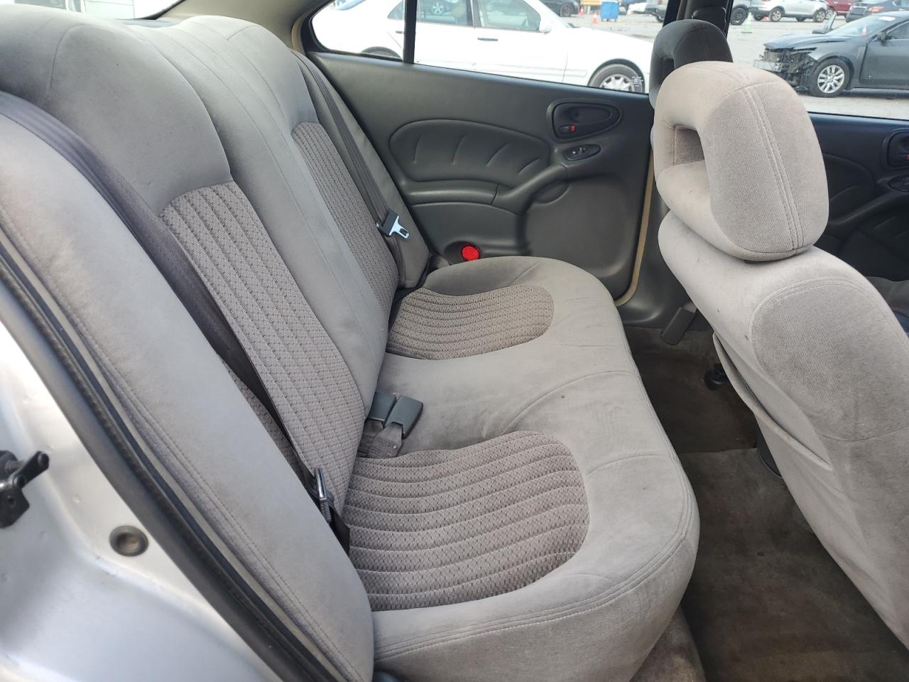 2004 Pontiac Grand AM - Image 10