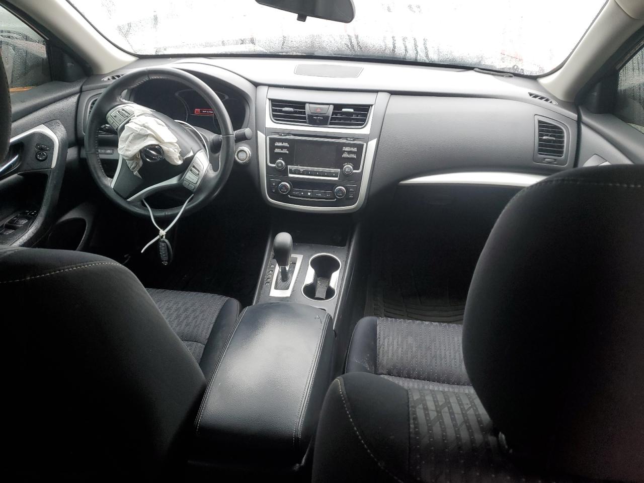 2017 Nissan Altima - Image 8