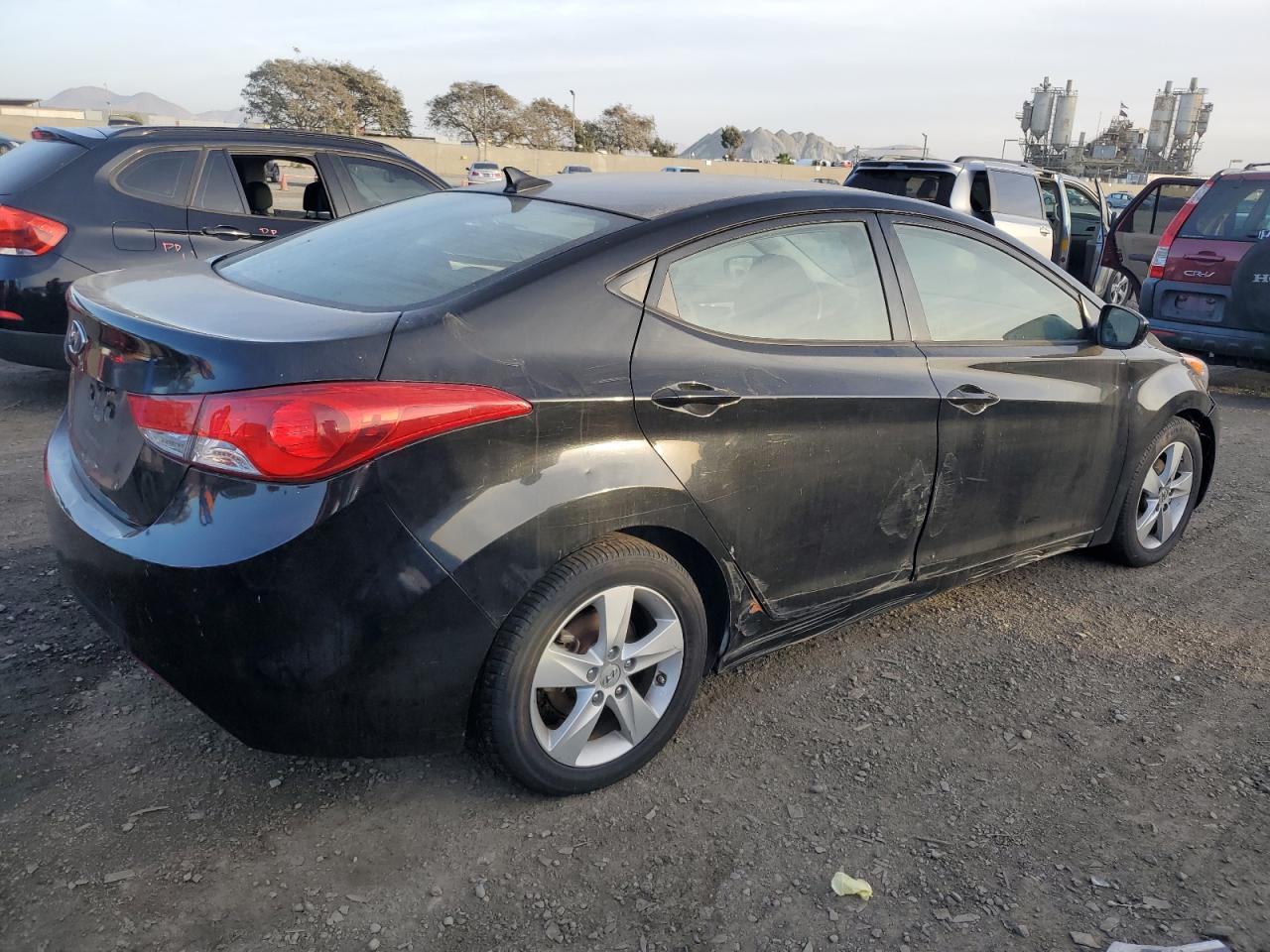 2013 Hyundai Elantra - Image 3