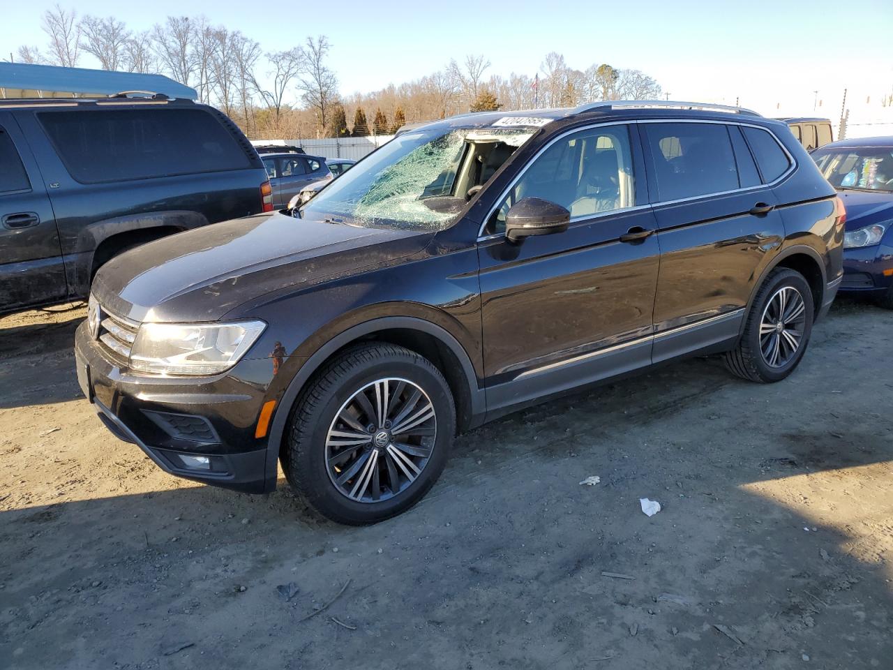 2018 Volkswagen Tiguan - Image 1