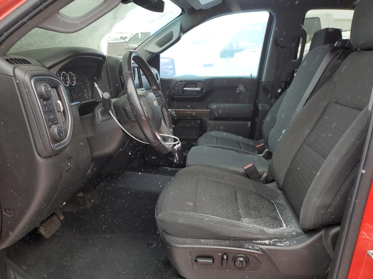 2020 Chevrolet Silverado - Image 7