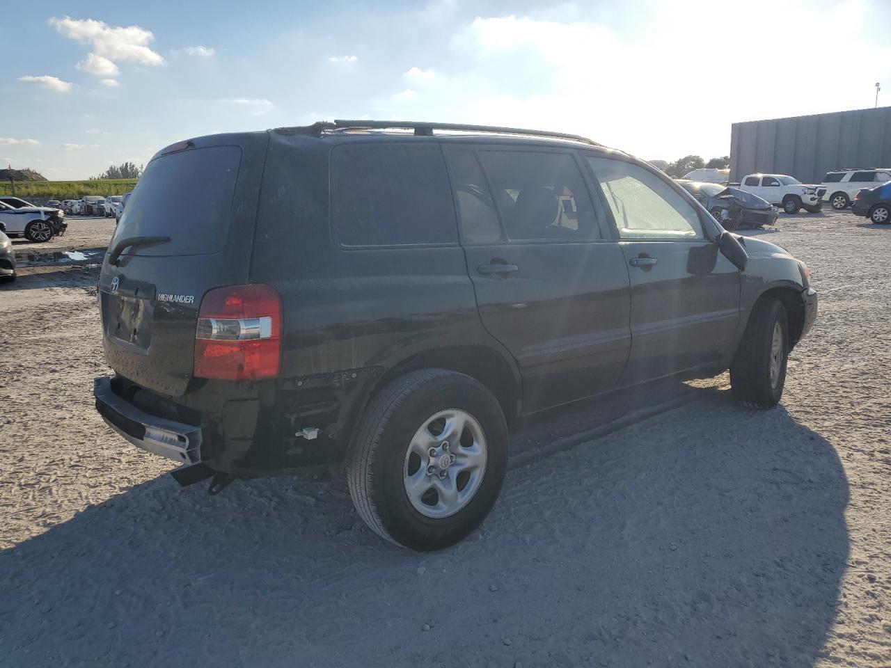 2005 Toyota Highlander - Image 3
