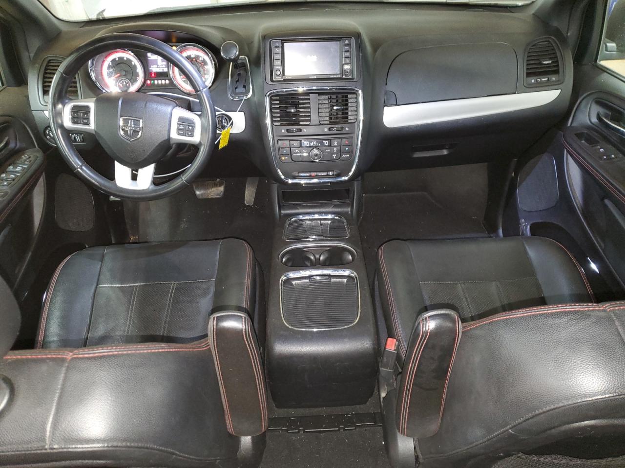 2016 Dodge Caravan - Image 8