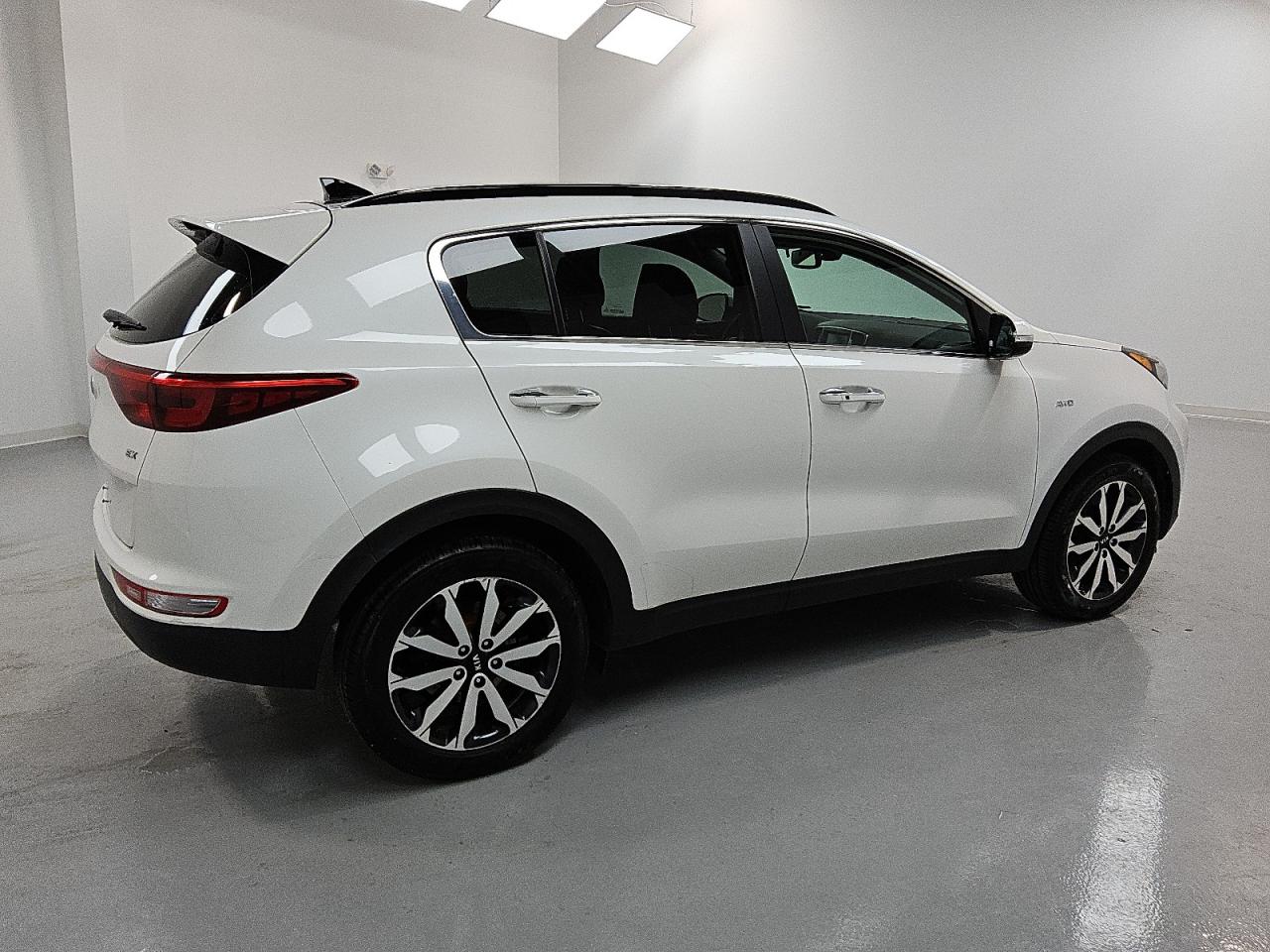 2019 Kia Sportage - Image 3