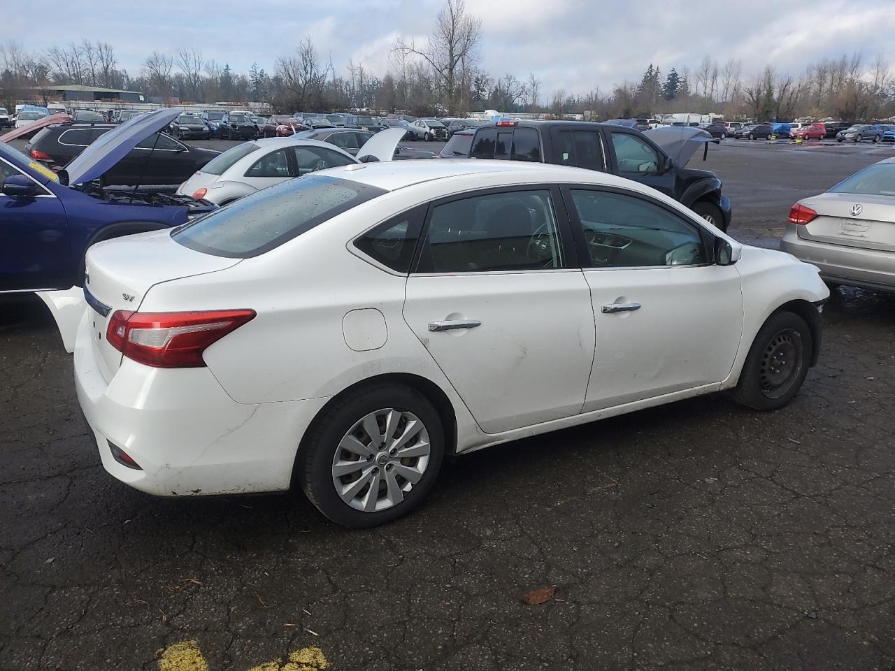 2016 Nissan Sentra - Image 3
