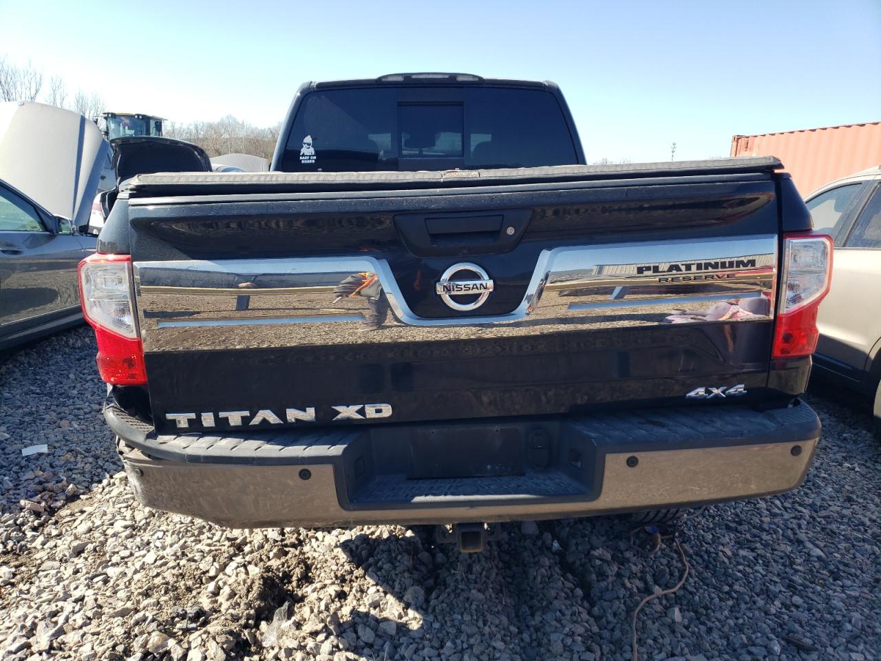 2016 Nissan Titan - Image 6