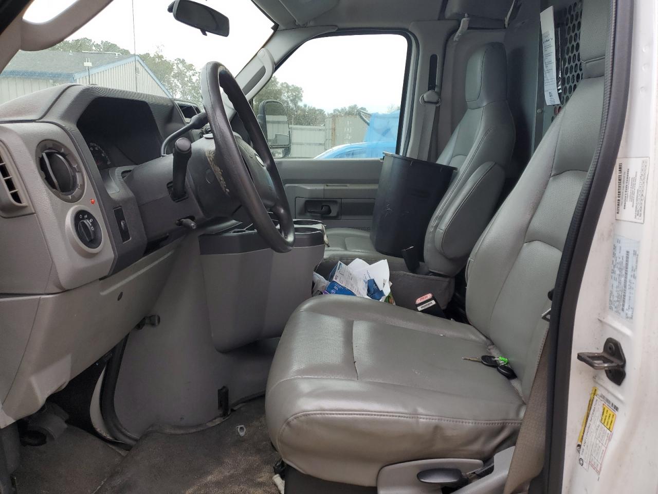 2009 Ford Econoline - Image 7
