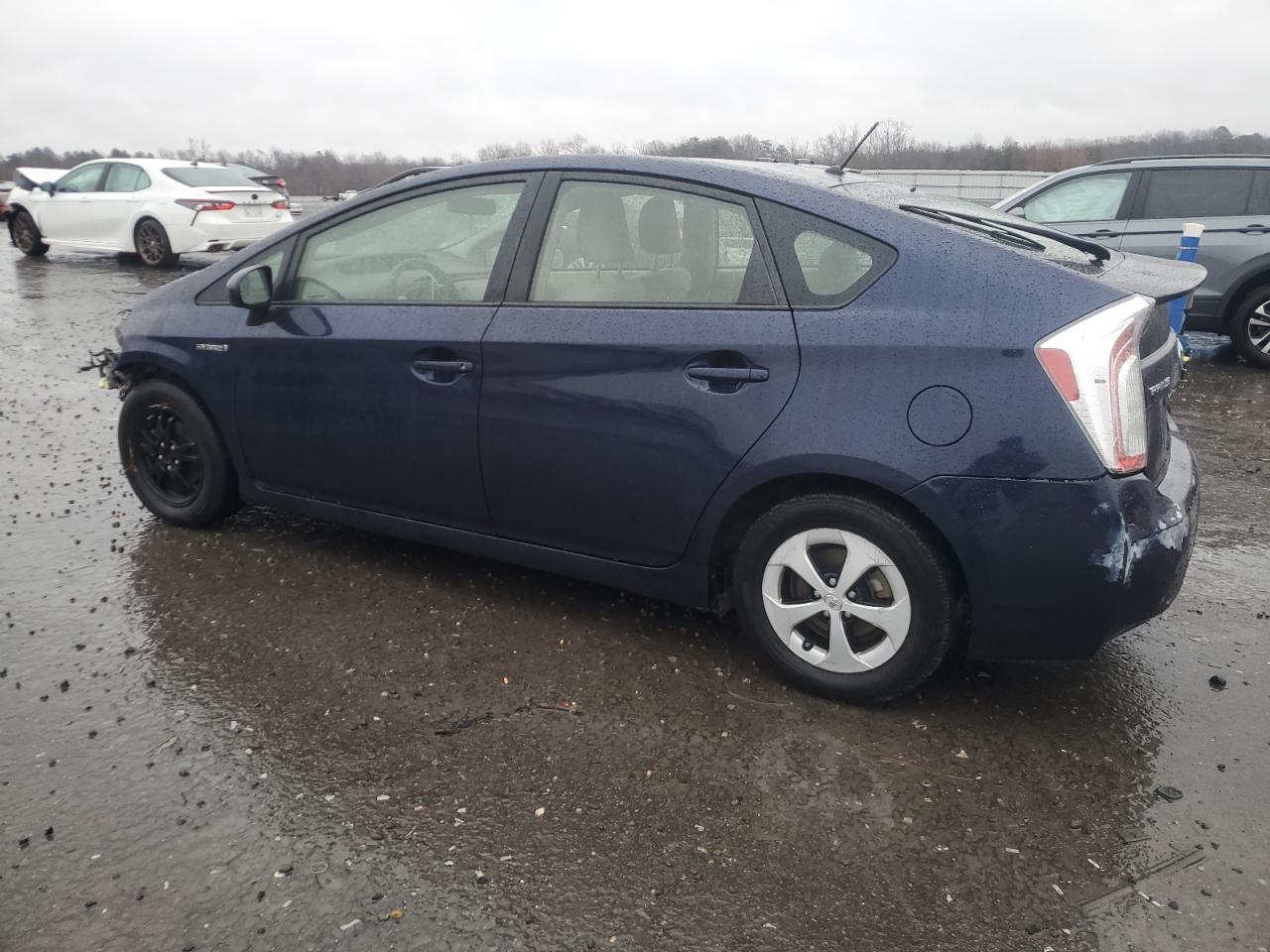2014 Toyota Prius - Image 2