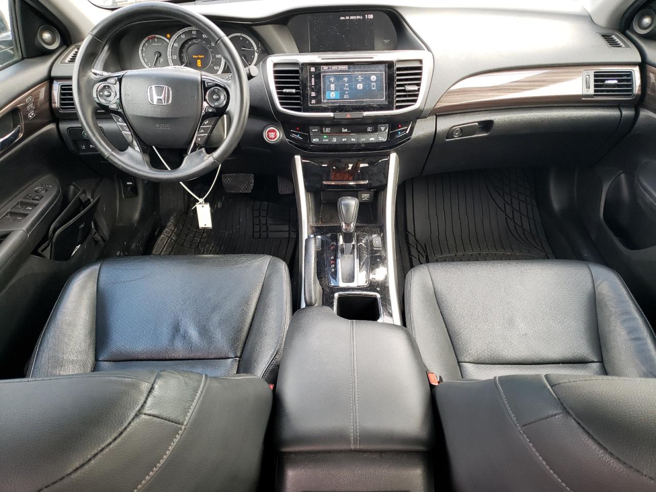 2017 Honda Accord - Image 8