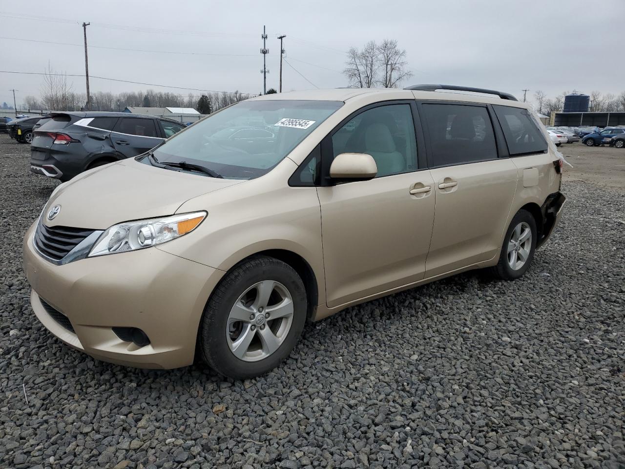 2013 Toyota Sienna - Image 1