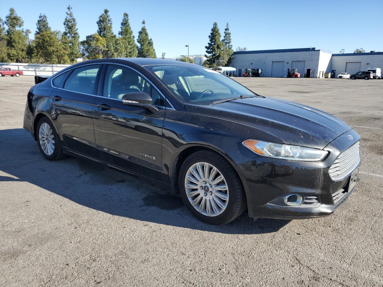 VIN 3FA6P0LU7FR195727 2015 FORD FUSION no.4