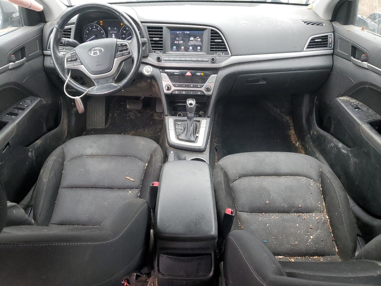 2018 Hyundai Elantra - Image 8