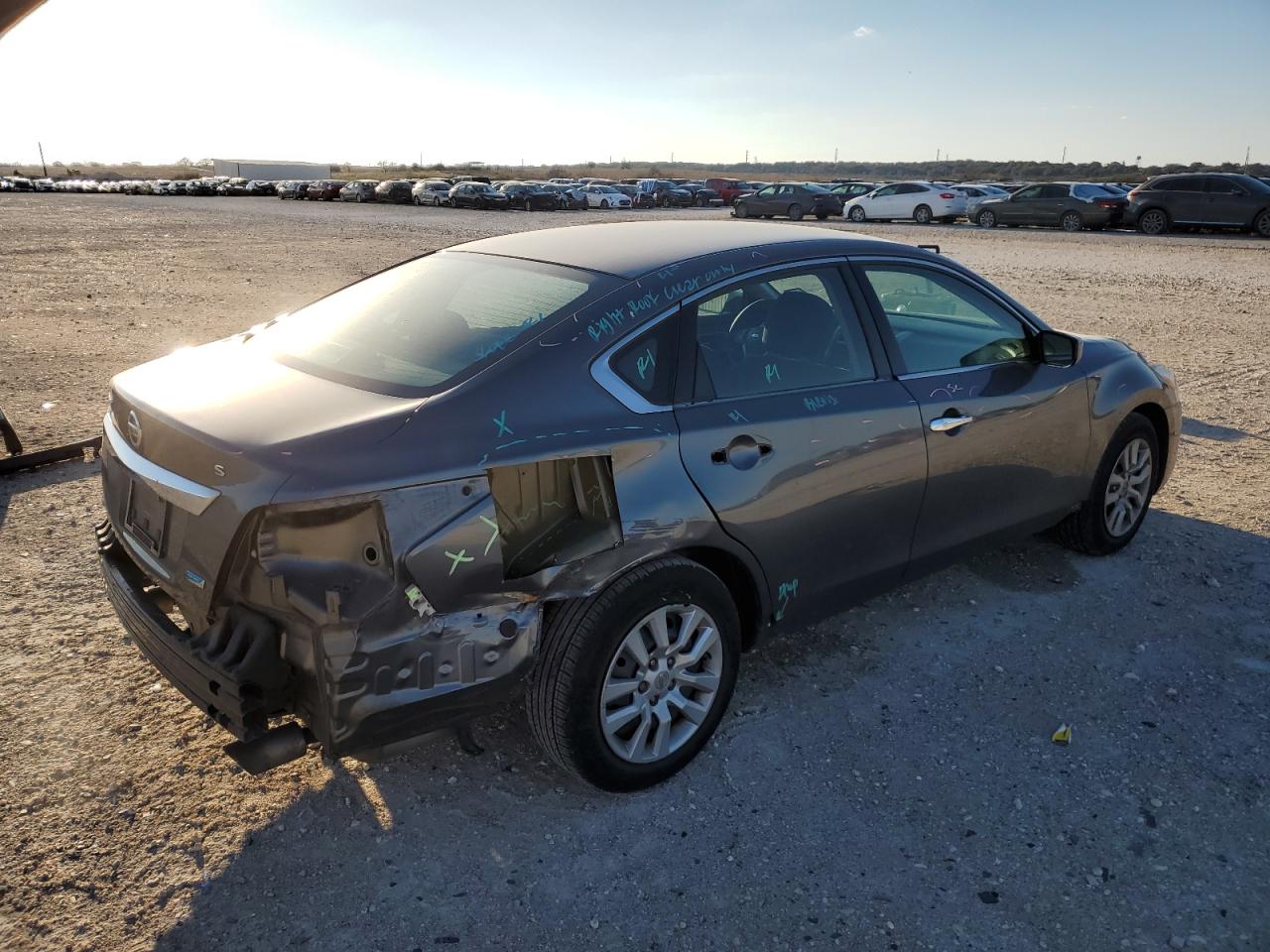 2014 Nissan Altima - Image 3