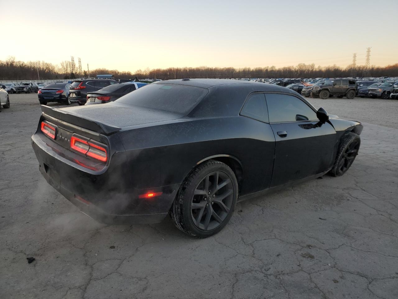 2019 Dodge Challenger - Image 3