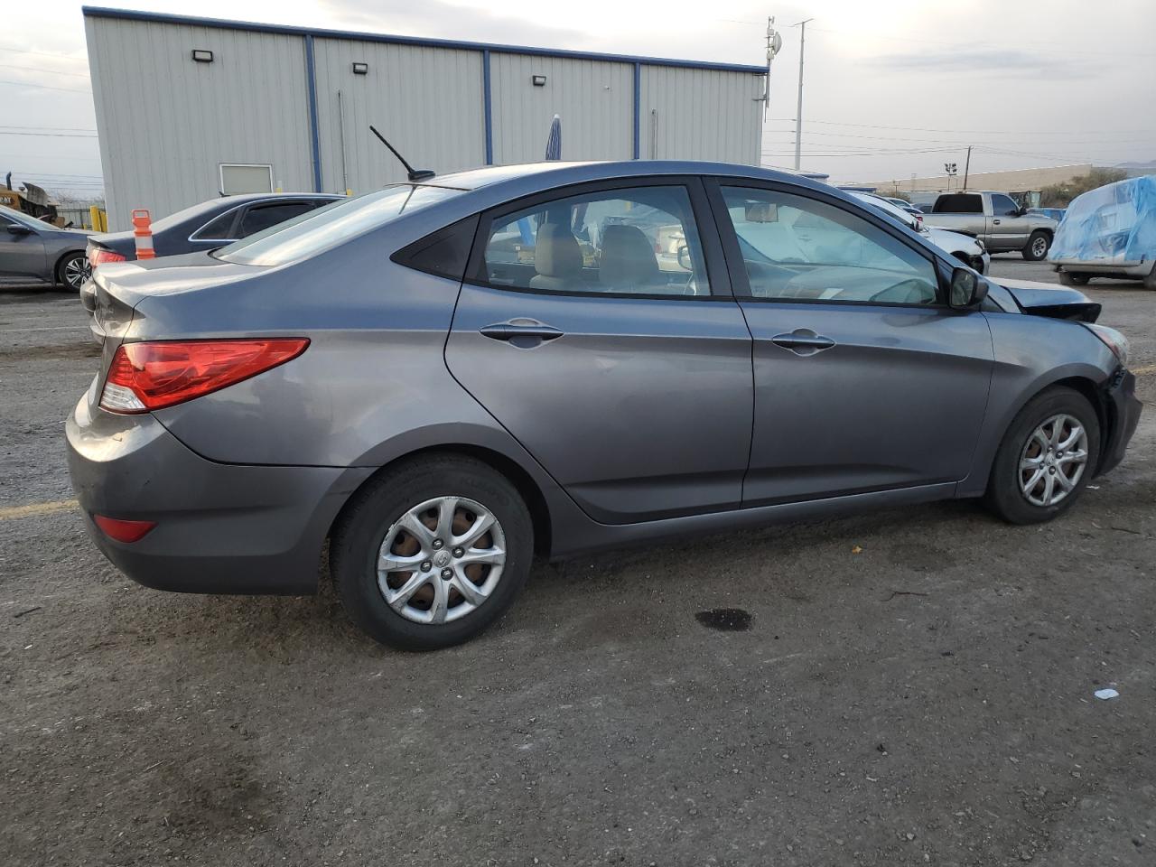 2014 Hyundai Accent - Image 3