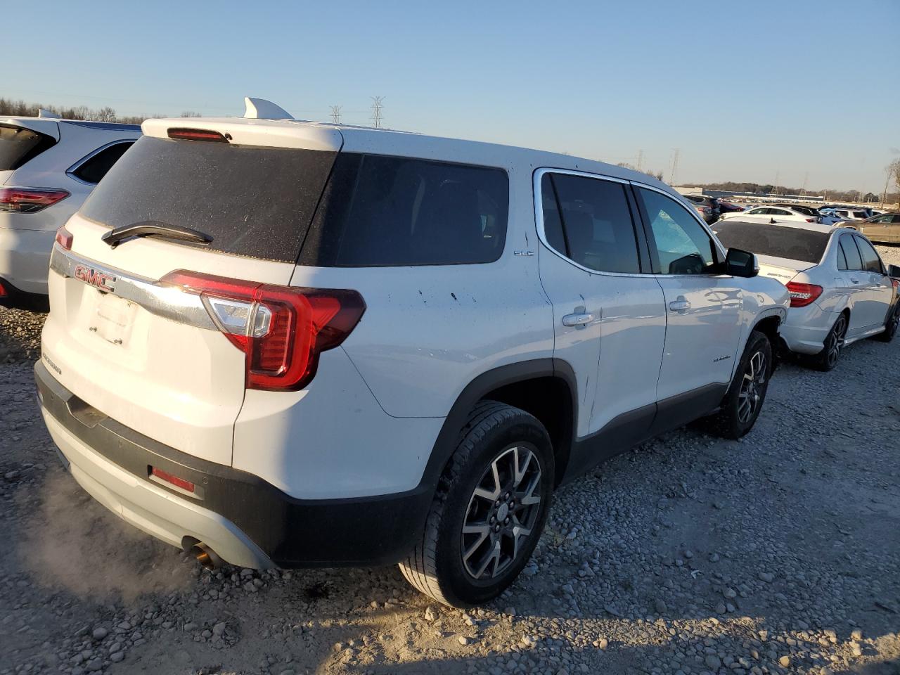 2021 GMC Acadia - Image 3