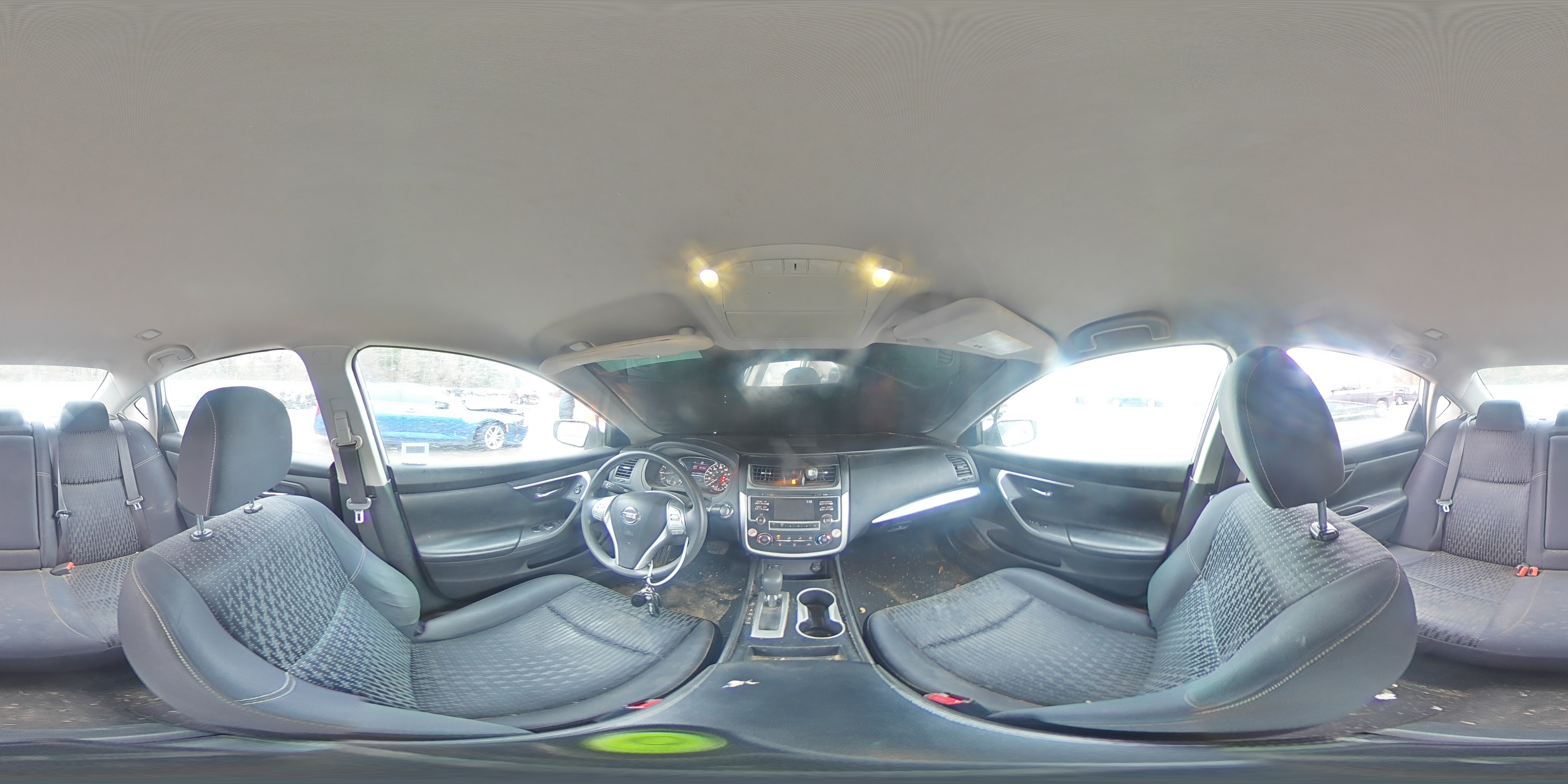2016 Nissan Altima - Image 12