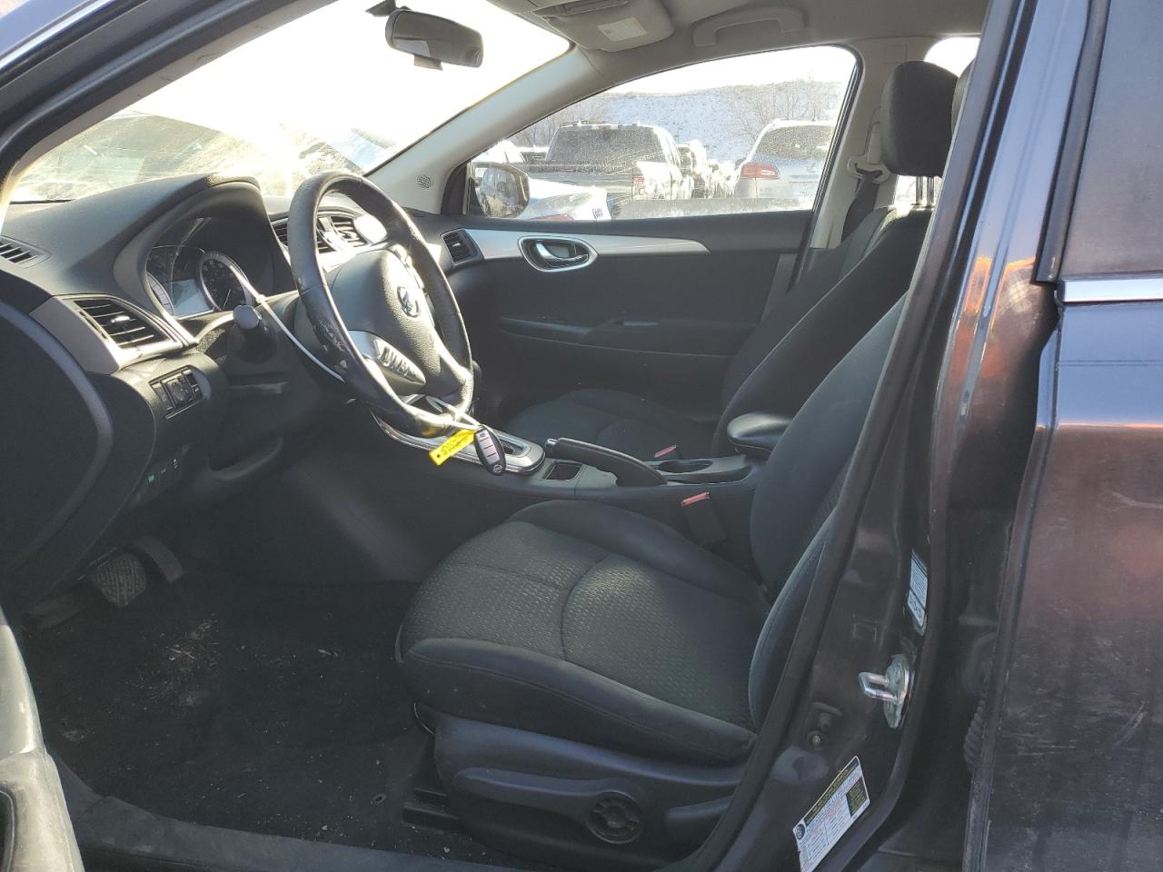 2014 Nissan Sentra - Image 7