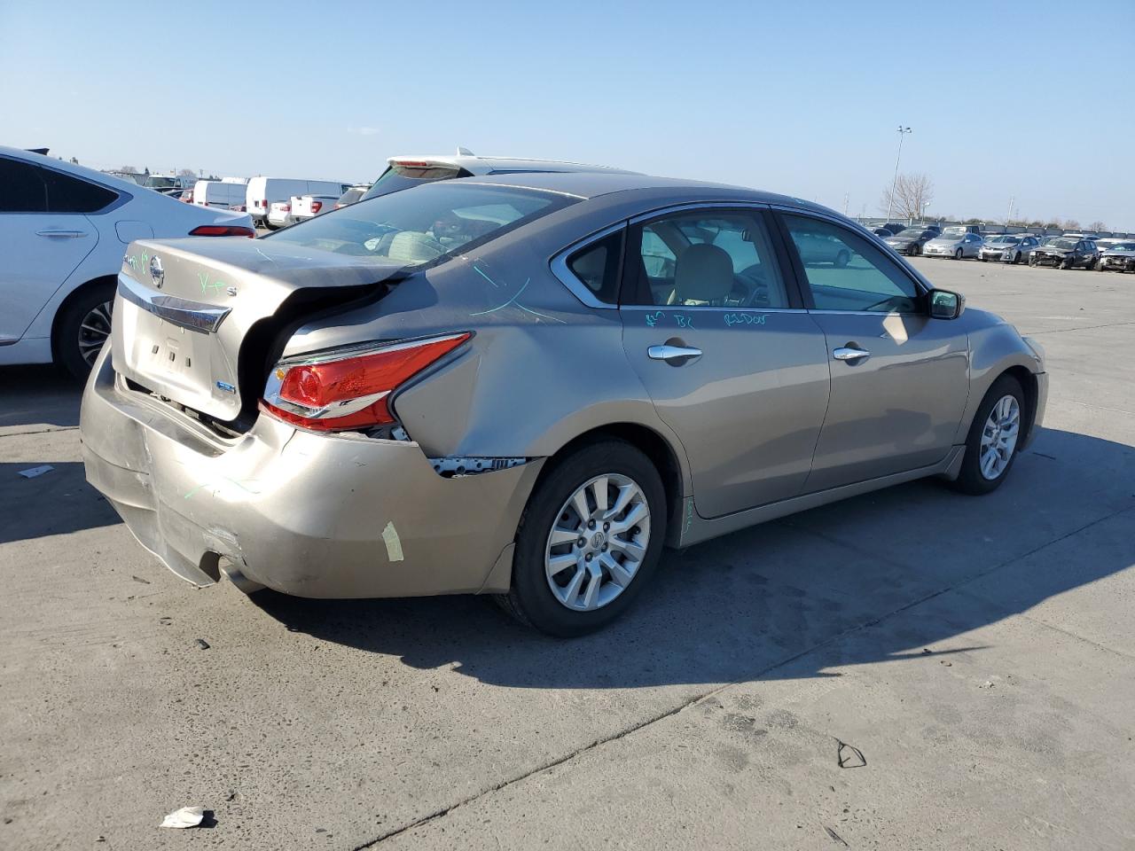 2013 Nissan Altima - Image 3