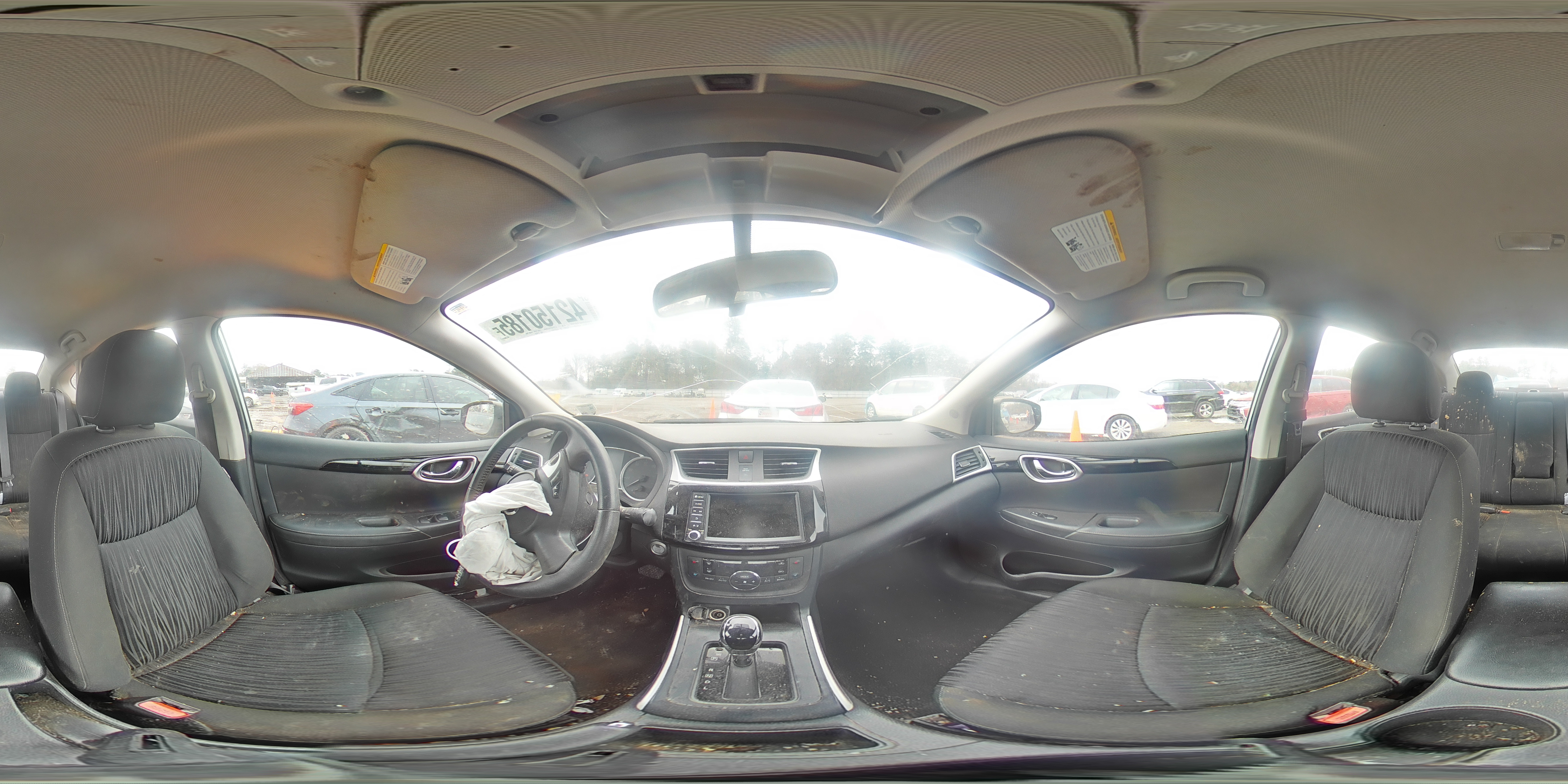 2019 Nissan Sentra - Image 13