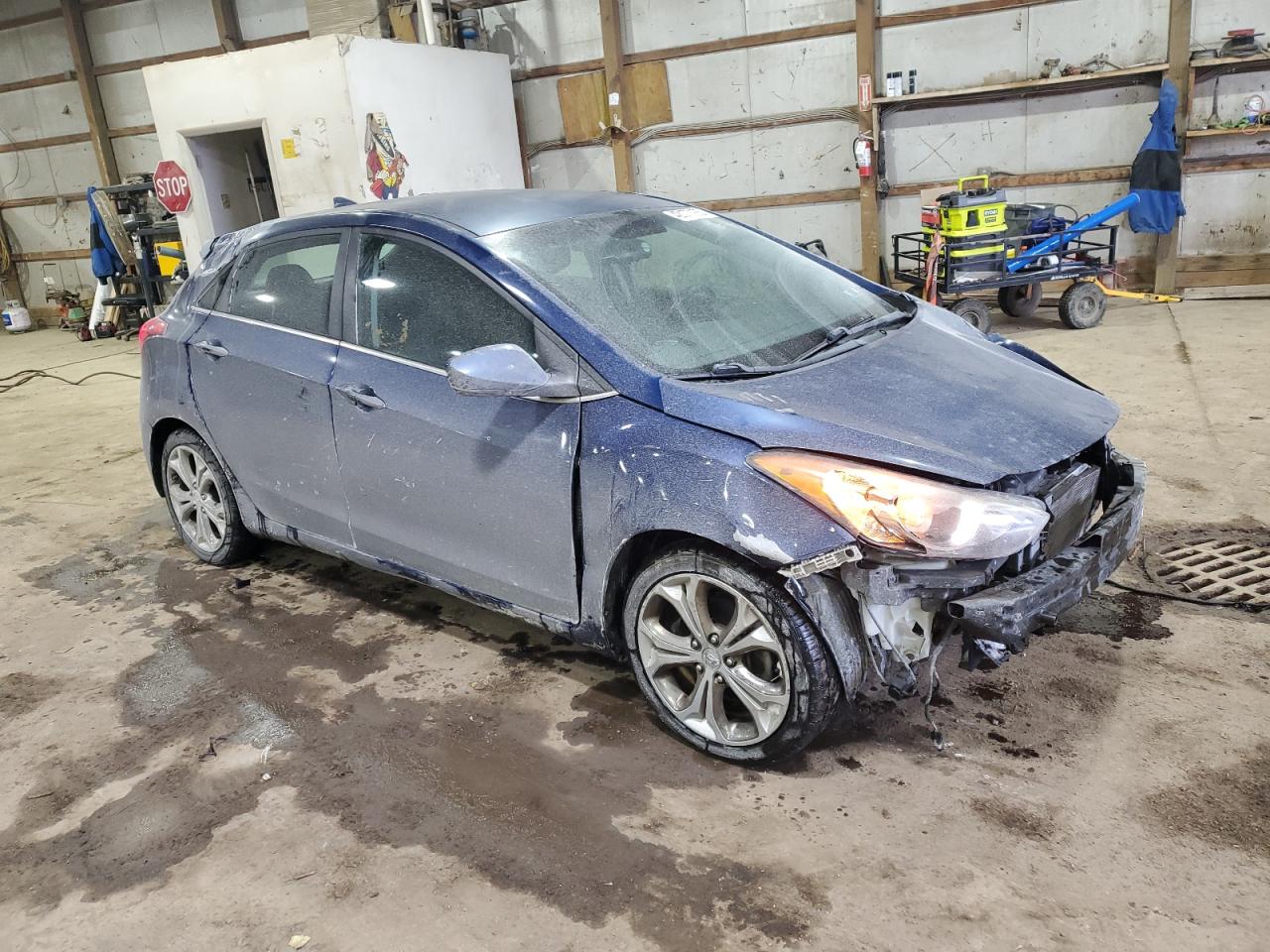 2013 Hyundai Elantra - Image 4
