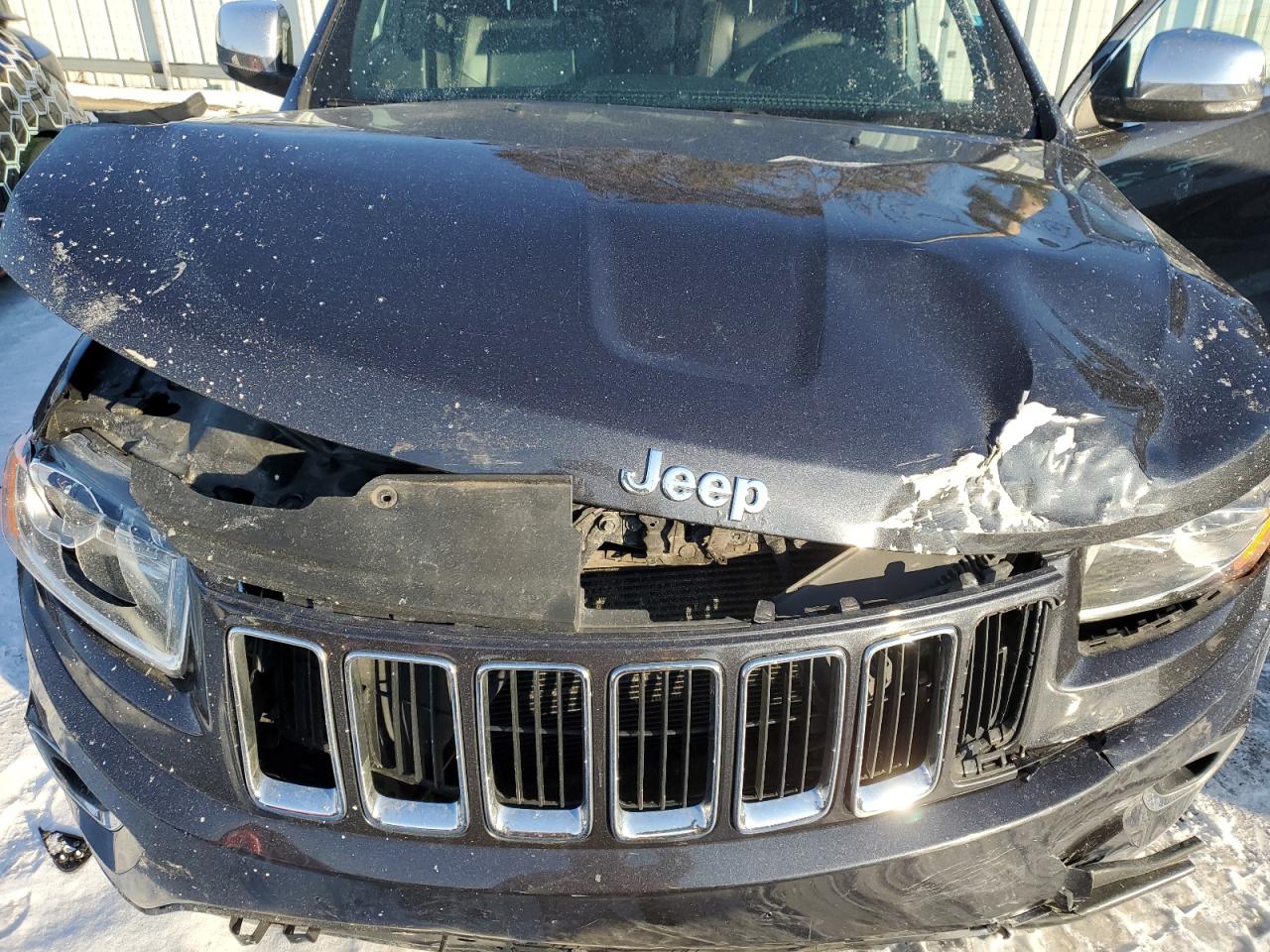 2015 Jeep Grand Cherokee - Image 14