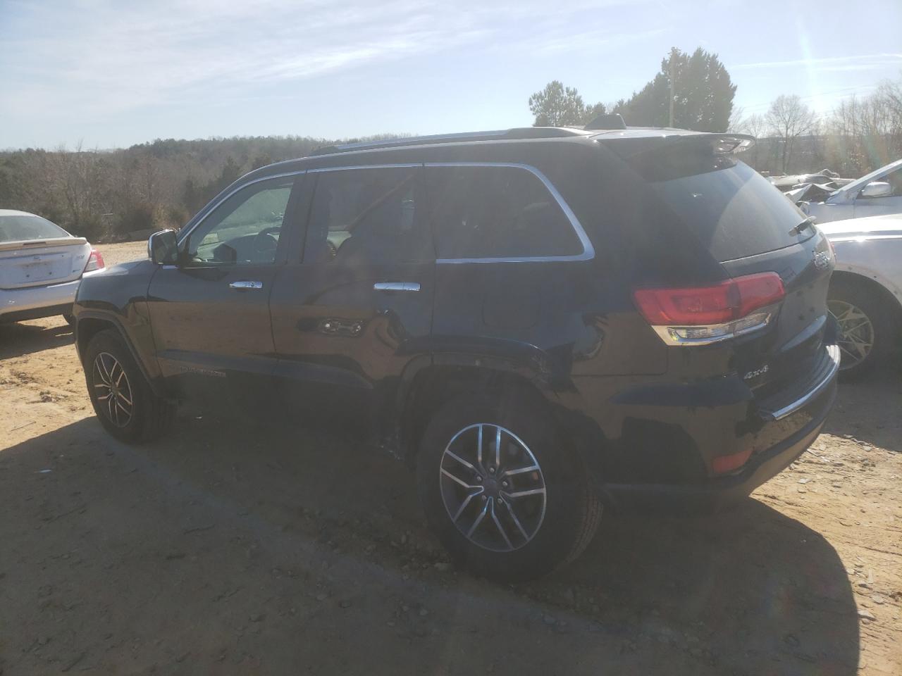 2019 Jeep Grand Cherokee - Image 2