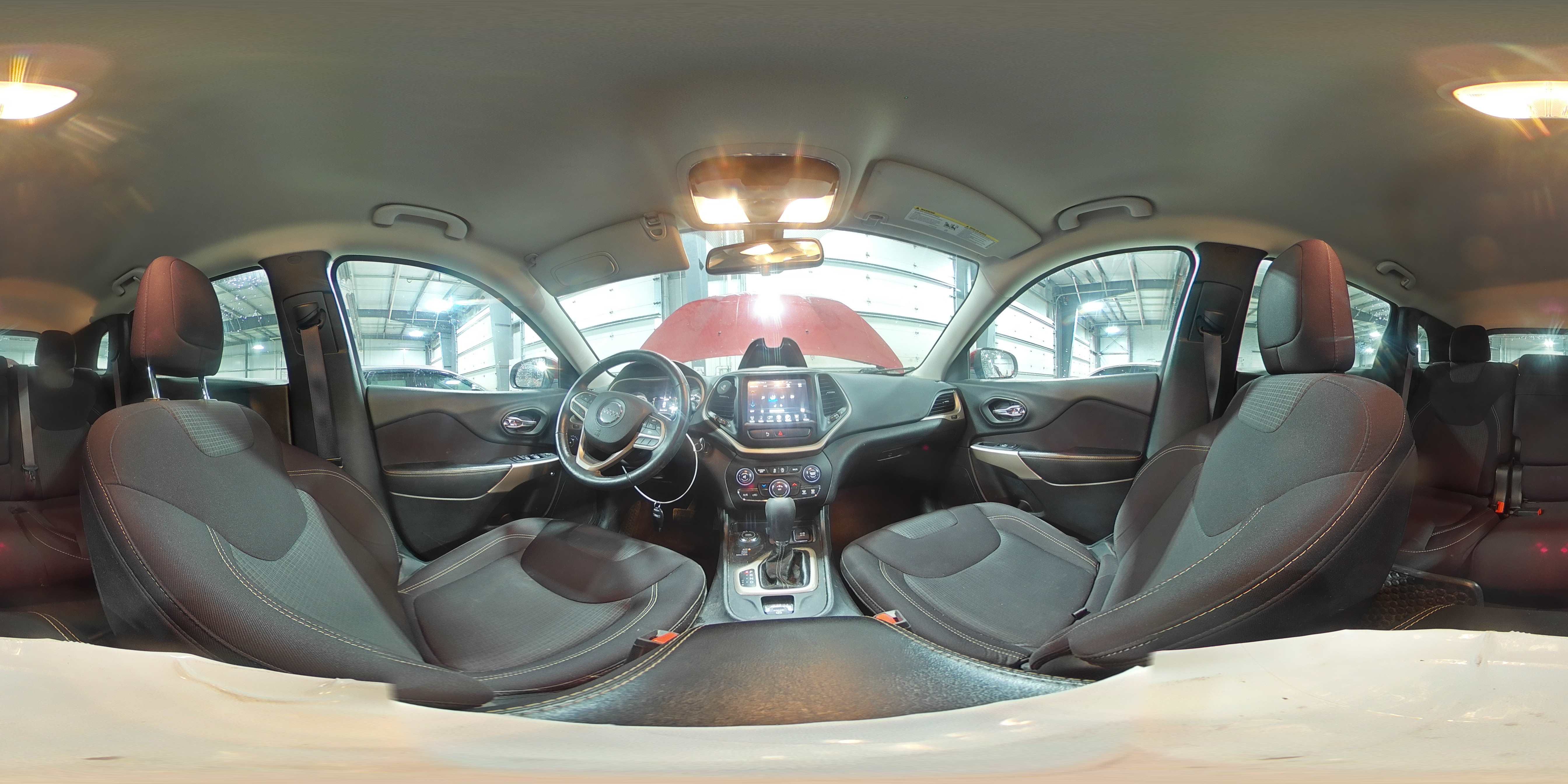 2017 Jeep Grand Cherokee - Image 15