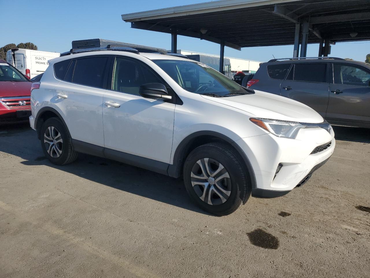 2016 Toyota RAV 4 - Image 4