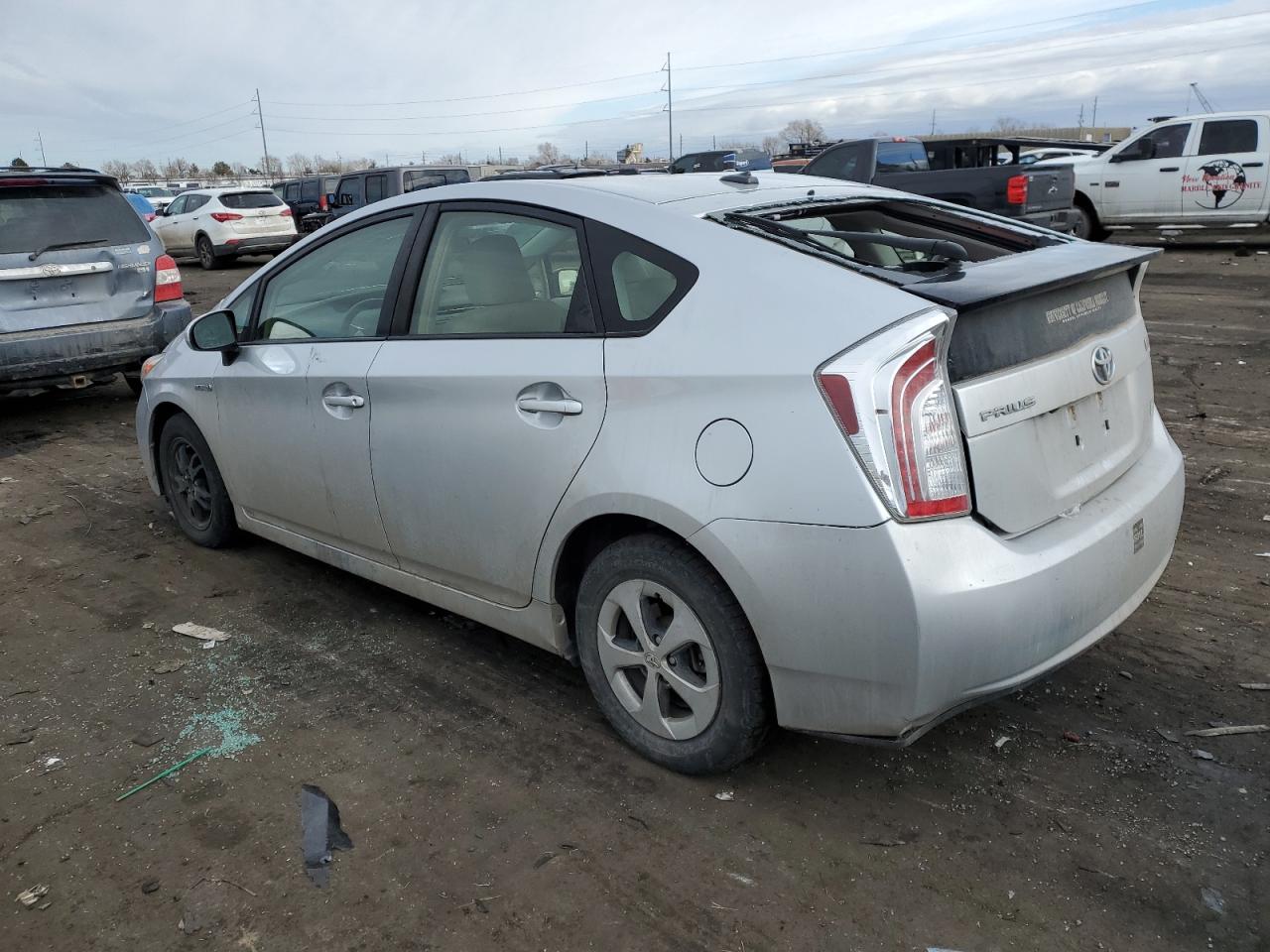 2014 Toyota Prius - Image 2