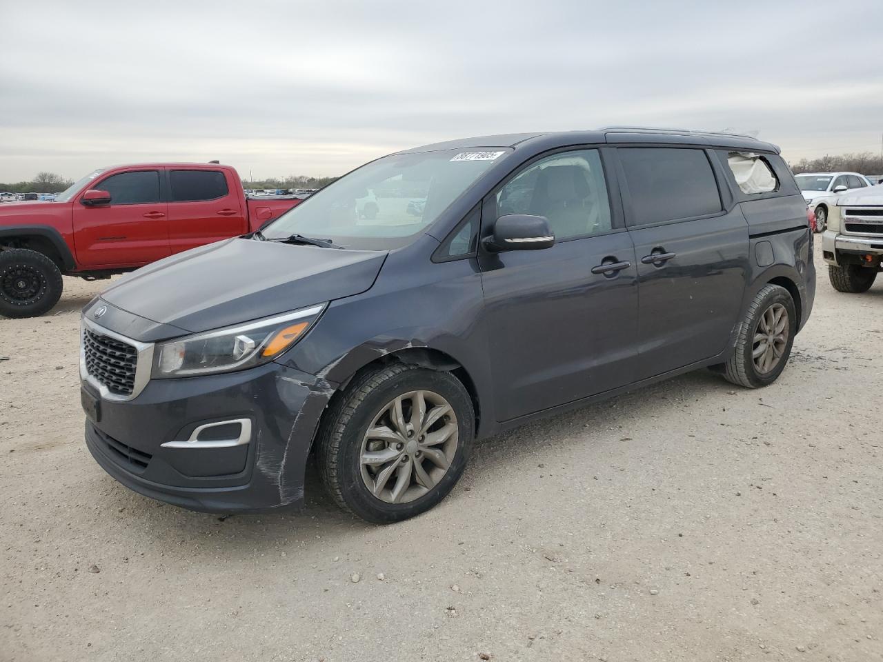 2021 Kia Sedona - Image 1