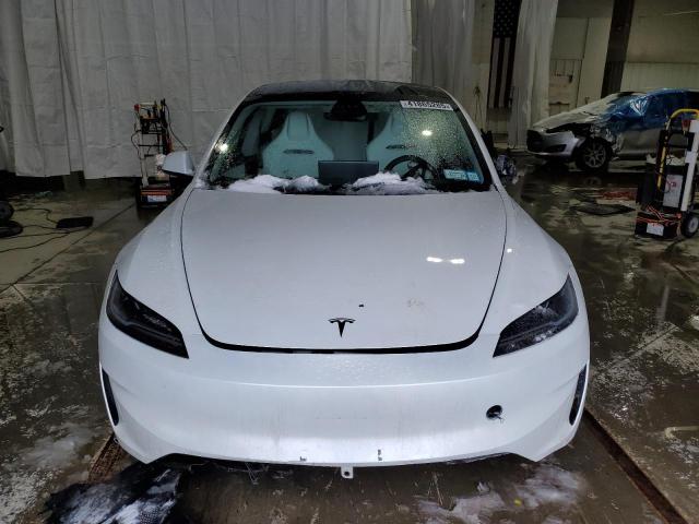  TESLA MODEL 3 2024 Білий