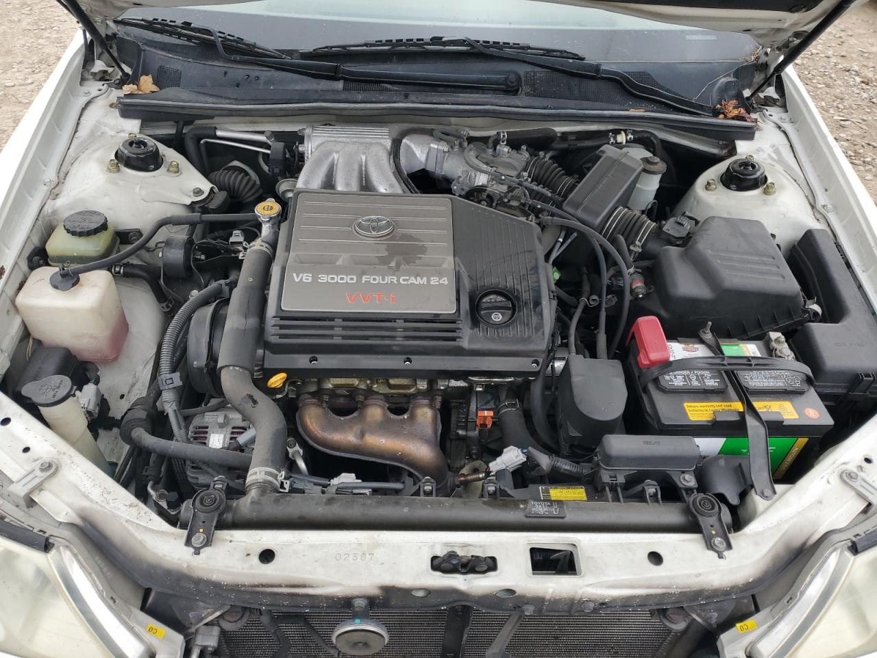 2002 Toyota Avalon - Image 12