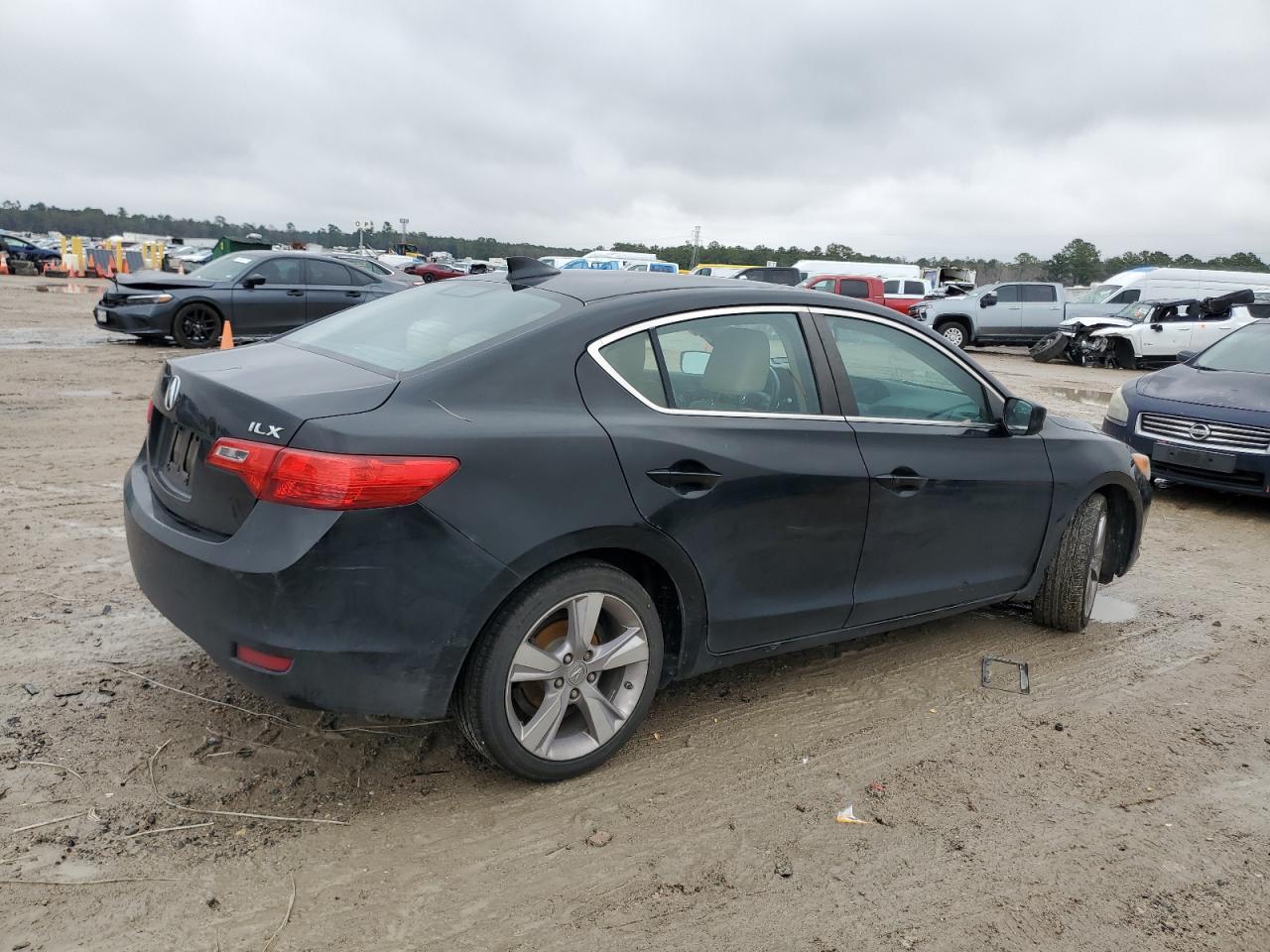 2015 Acura ILX - Image 3