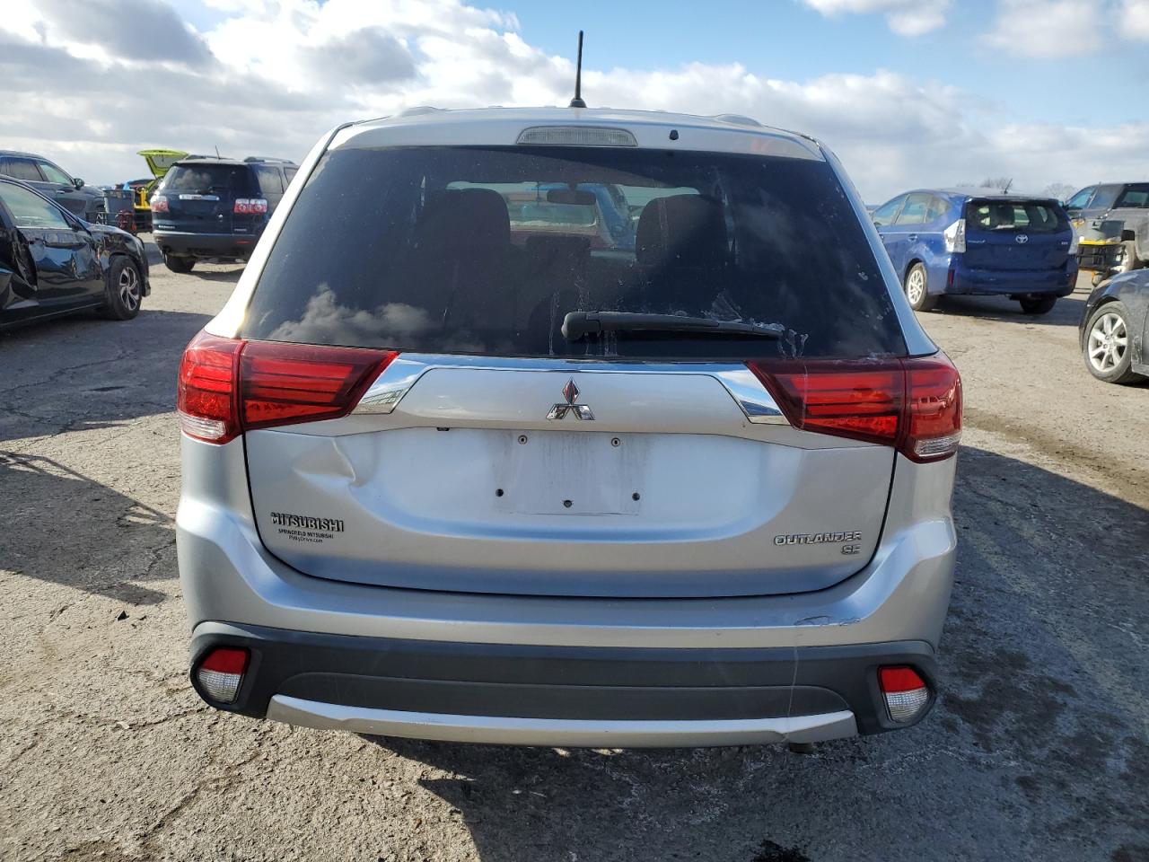 VIN JA4AD3A35GZ004810 2016 MITSUBISHI OUTLANDER no.6