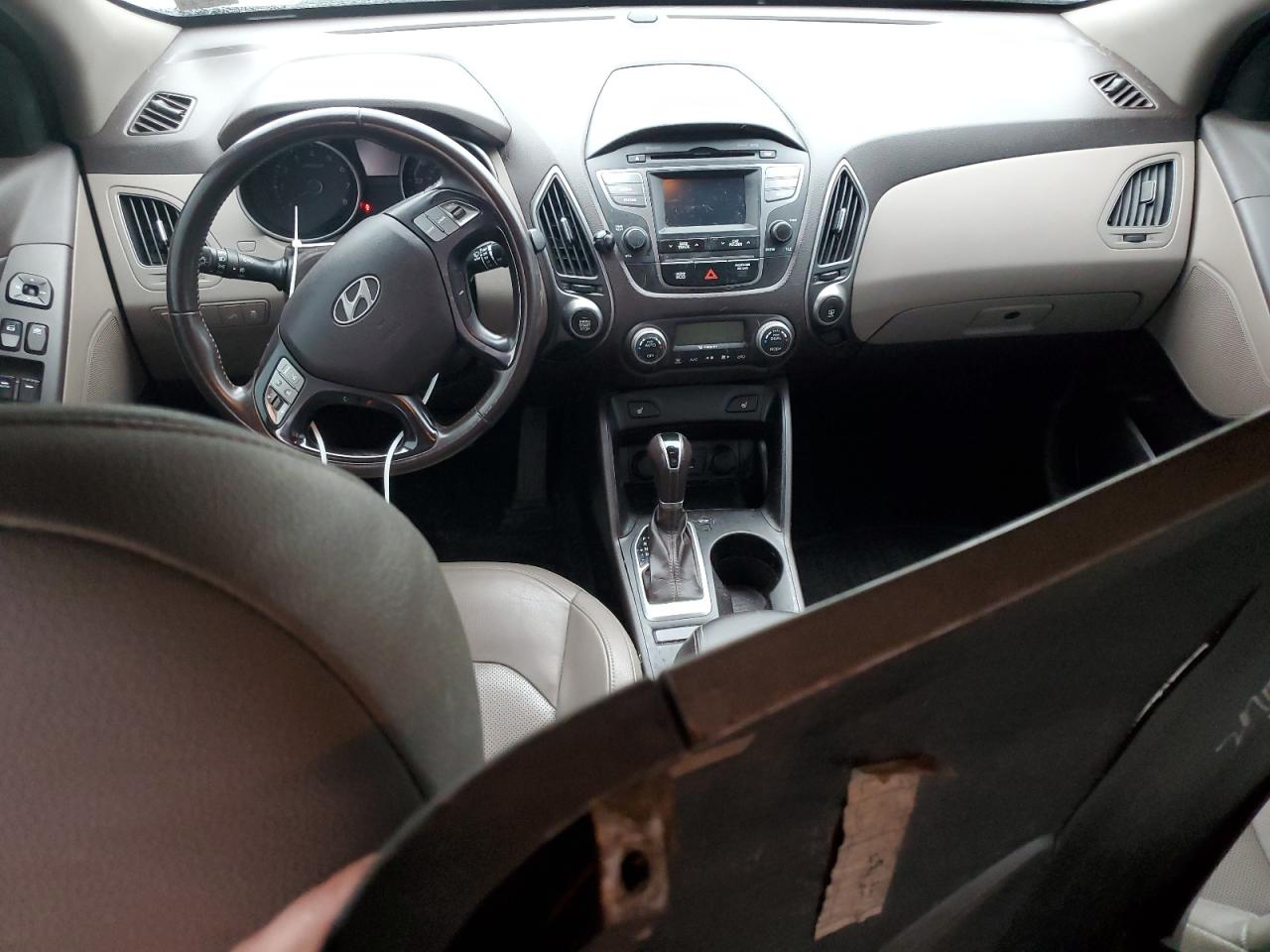 2014 Hyundai Tucson - Image 8